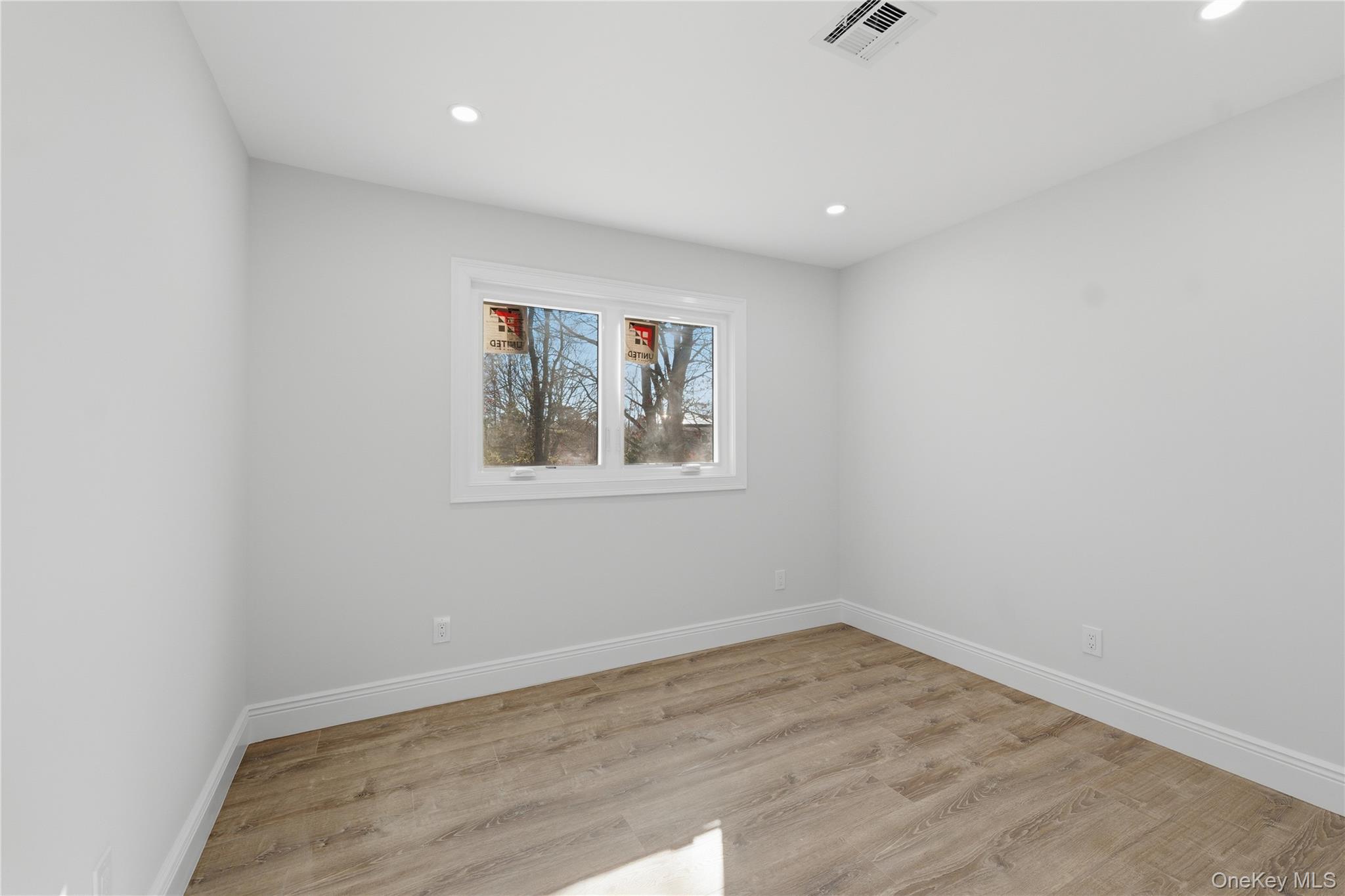 5 Bear Lane, Centereach, NY 11720