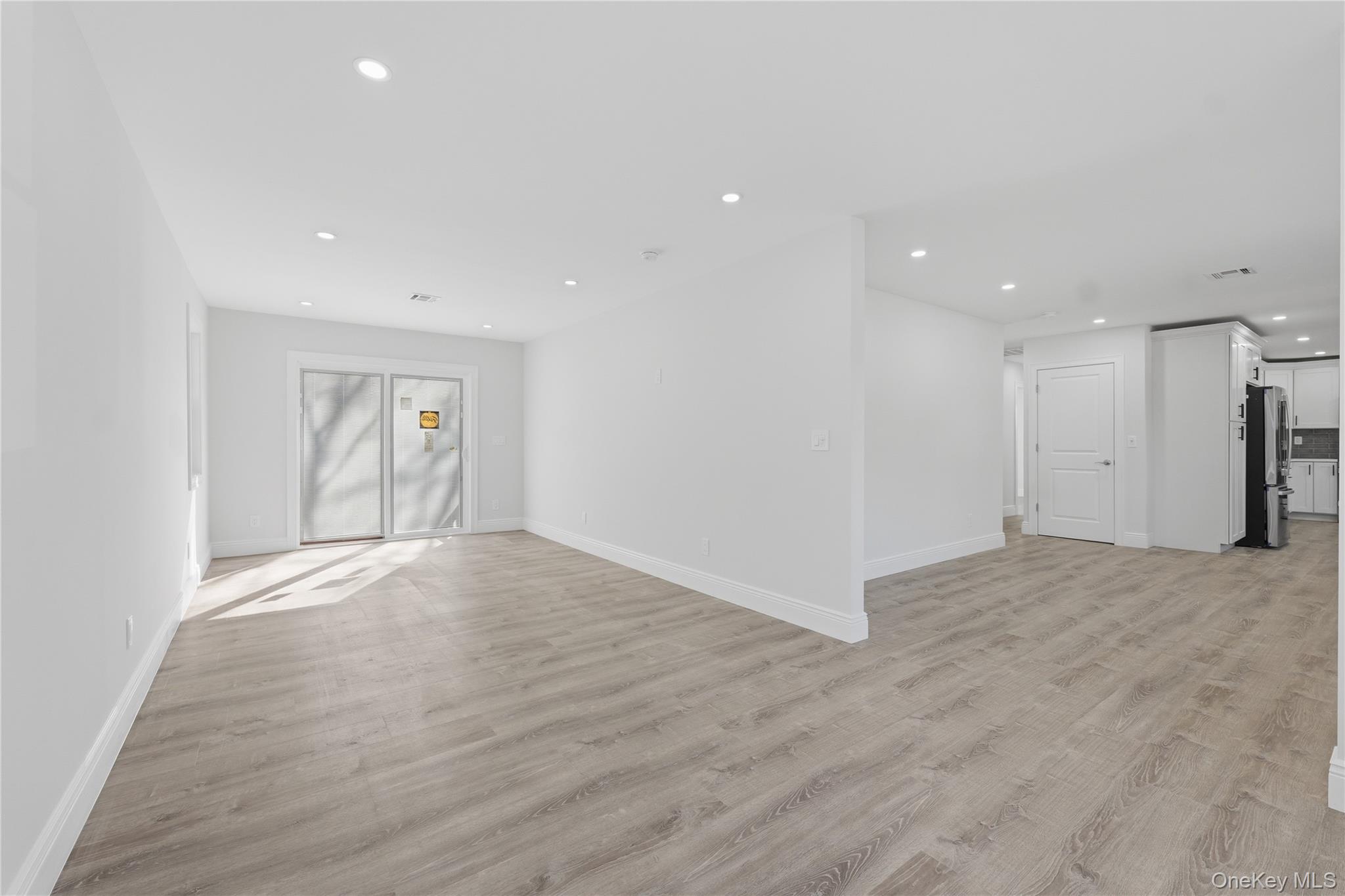 5 Bear Lane, Centereach, NY 11720