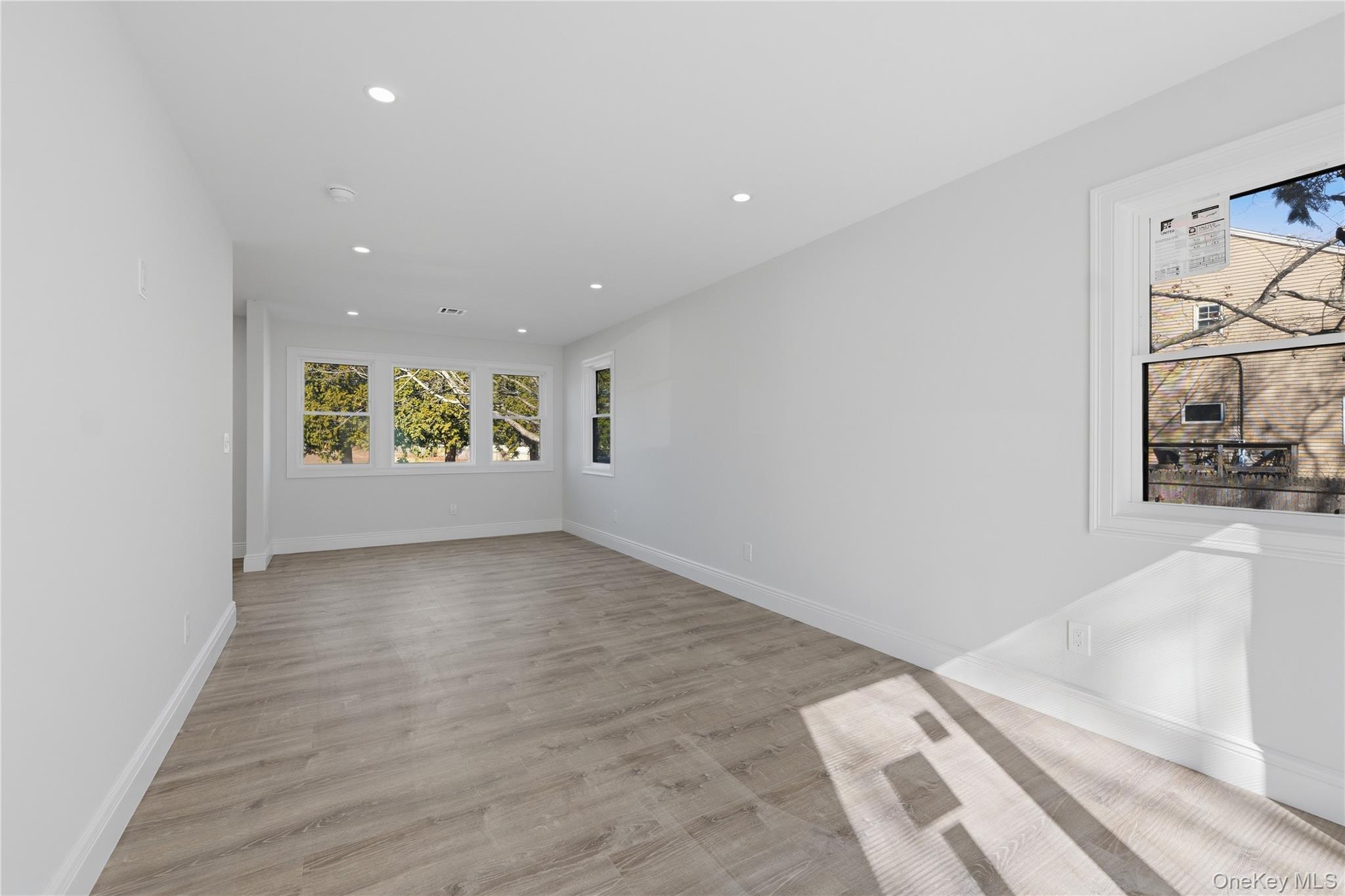 5 Bear Lane, Centereach, NY 11720