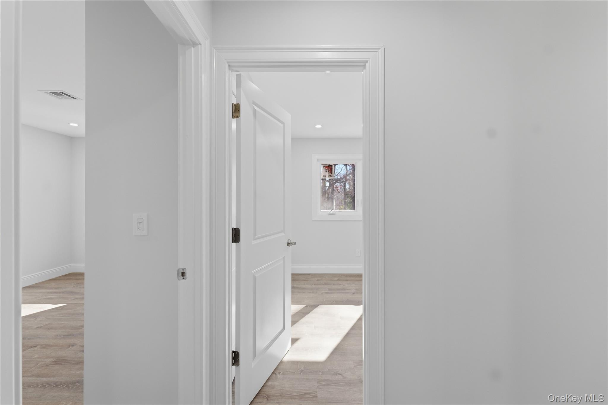 5 Bear Lane, Centereach, NY 11720