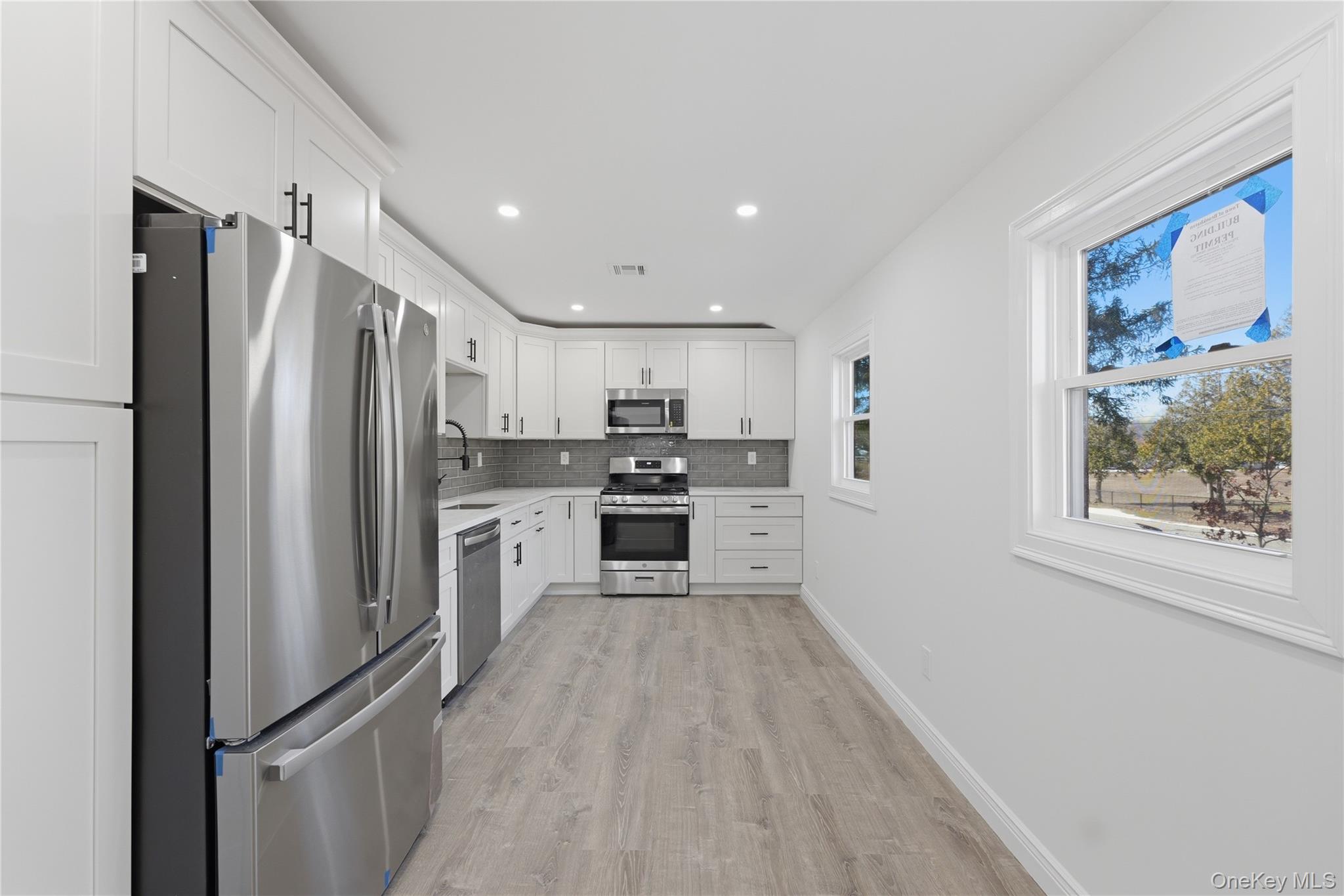 5 Bear Lane, Centereach, NY 11720