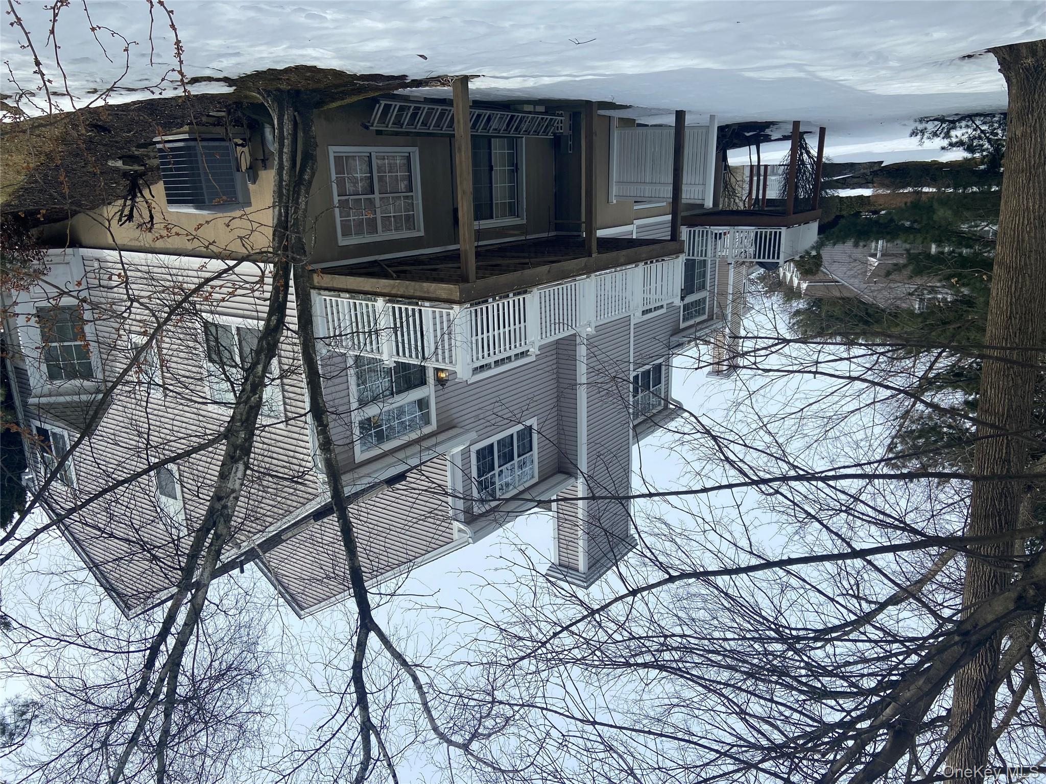 83 Roundtop Road, Yonkers, NY 10710