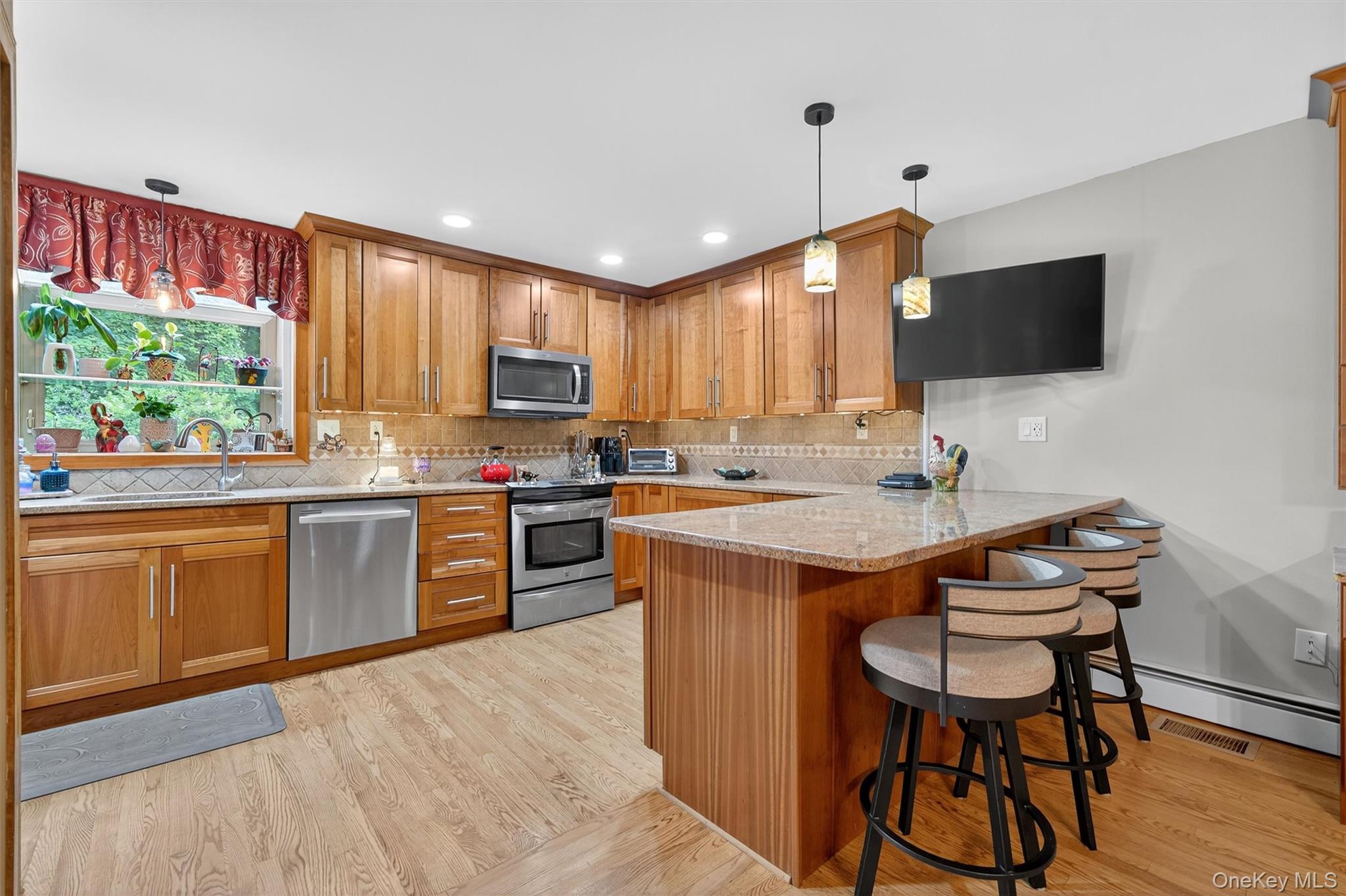 41 Hickory Hill Road, Newburgh, NY 12550