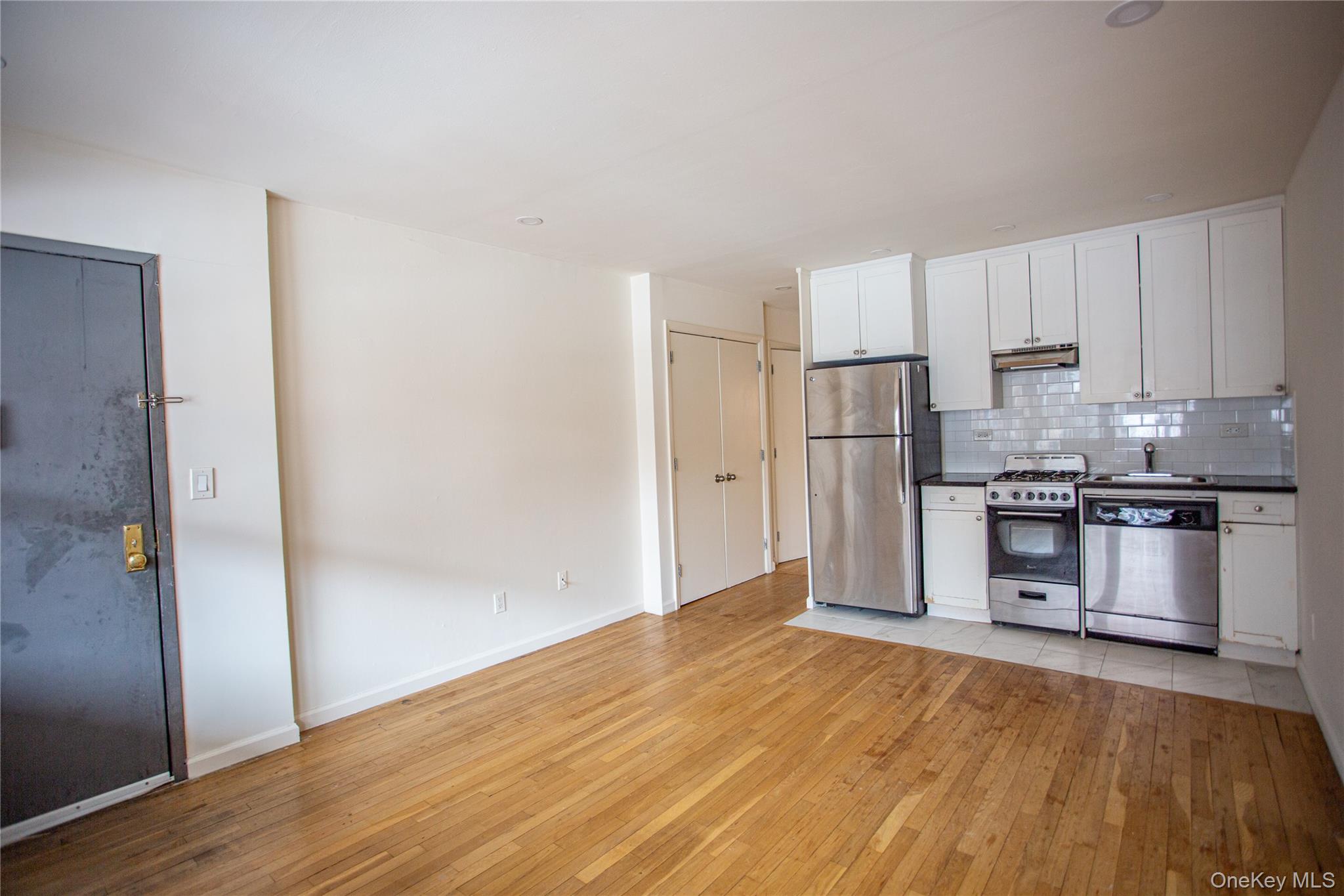 765 Shore Road # 1M, Long Beach, NY 11561