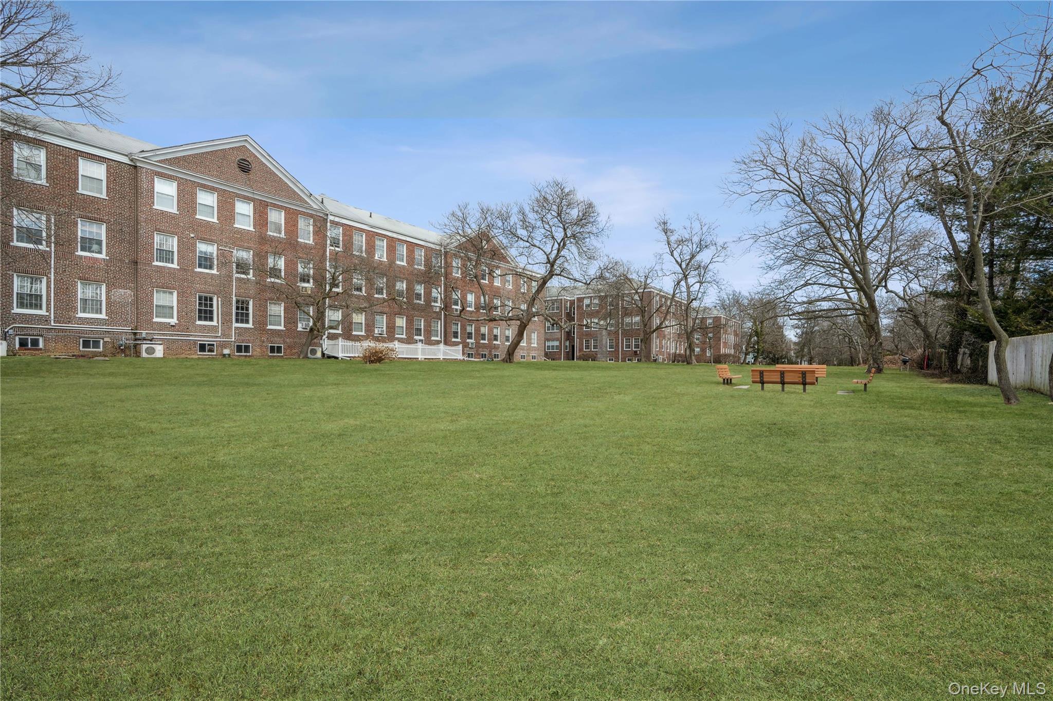 1 Meadow # 3H-1, Woodmere, NY 11598