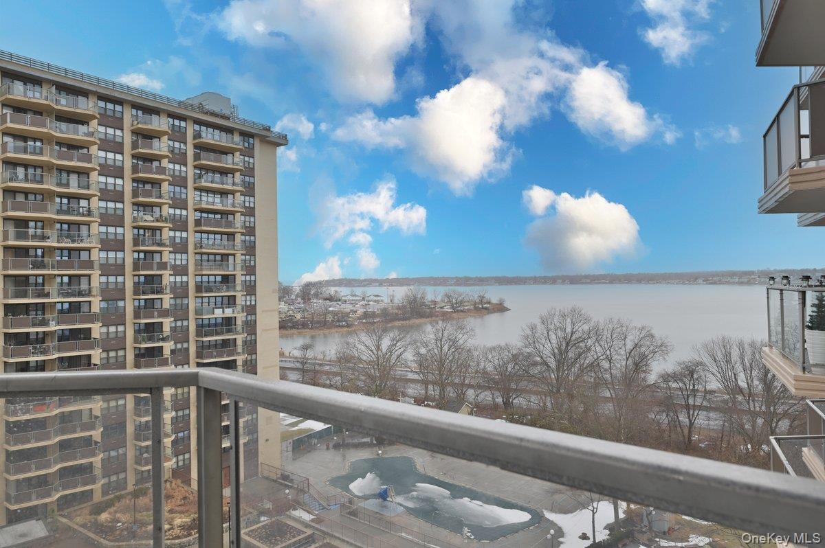 18-15 215 Street # 9J, Bayside, NY 11360