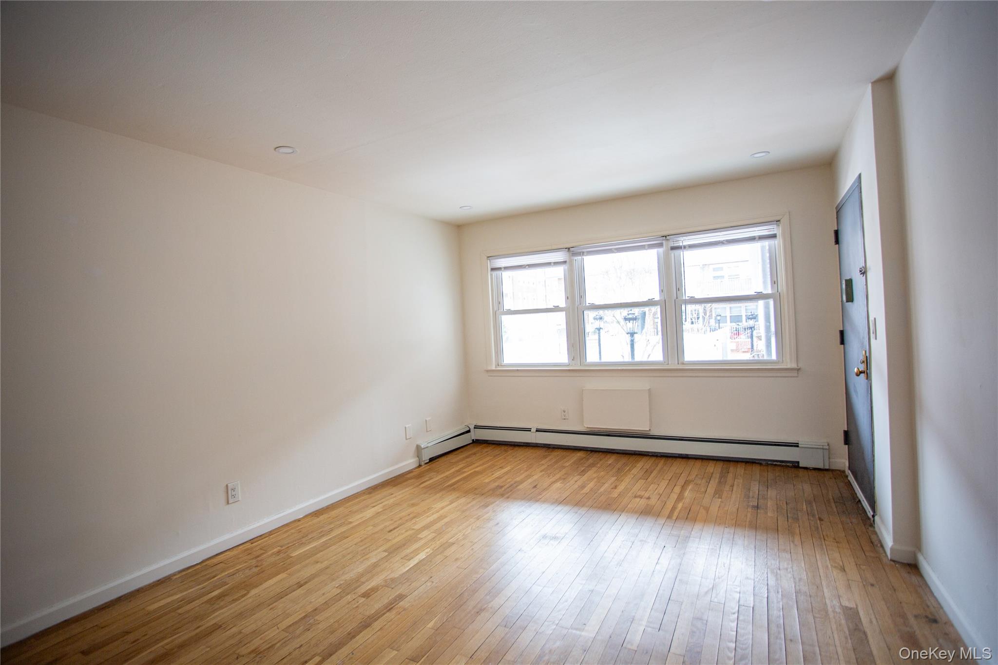 765 Shore Road # 1B, Long Beach, NY 11561