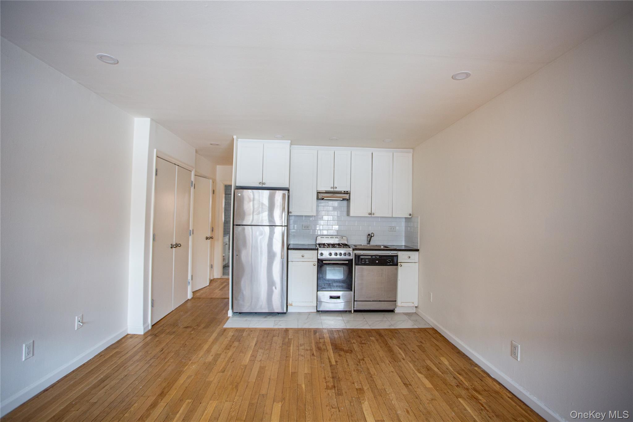 765 Shore Road # 1B, Long Beach, NY 11561