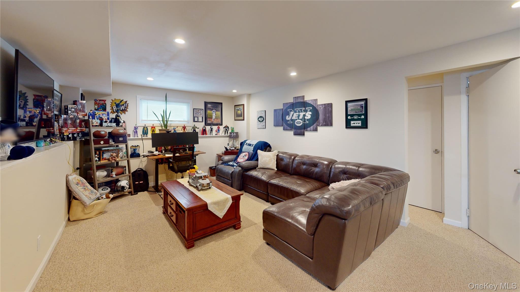 8 Mulberry Drive, Smithtown, NY 11787