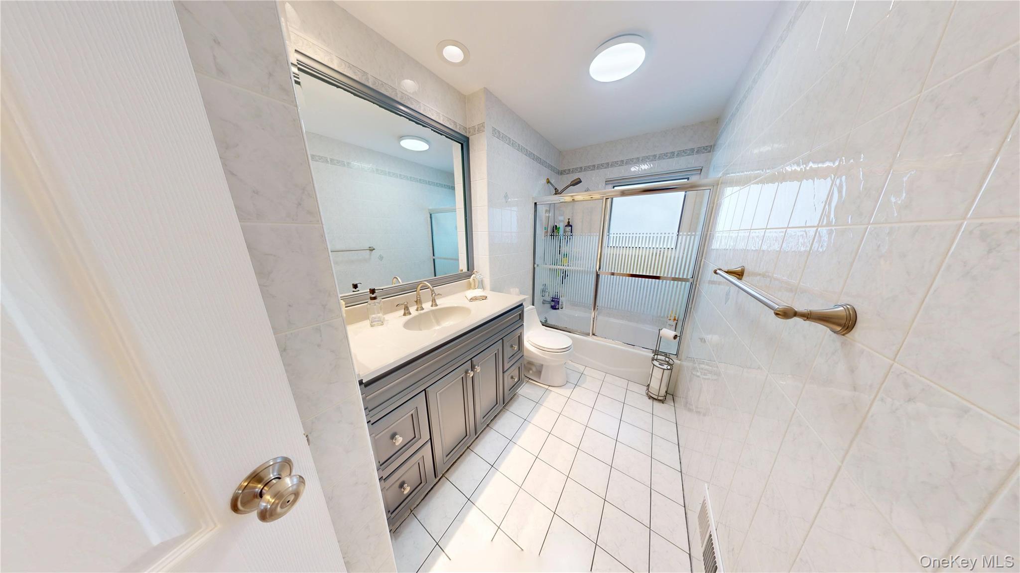 8 Mulberry Drive, Smithtown, NY 11787