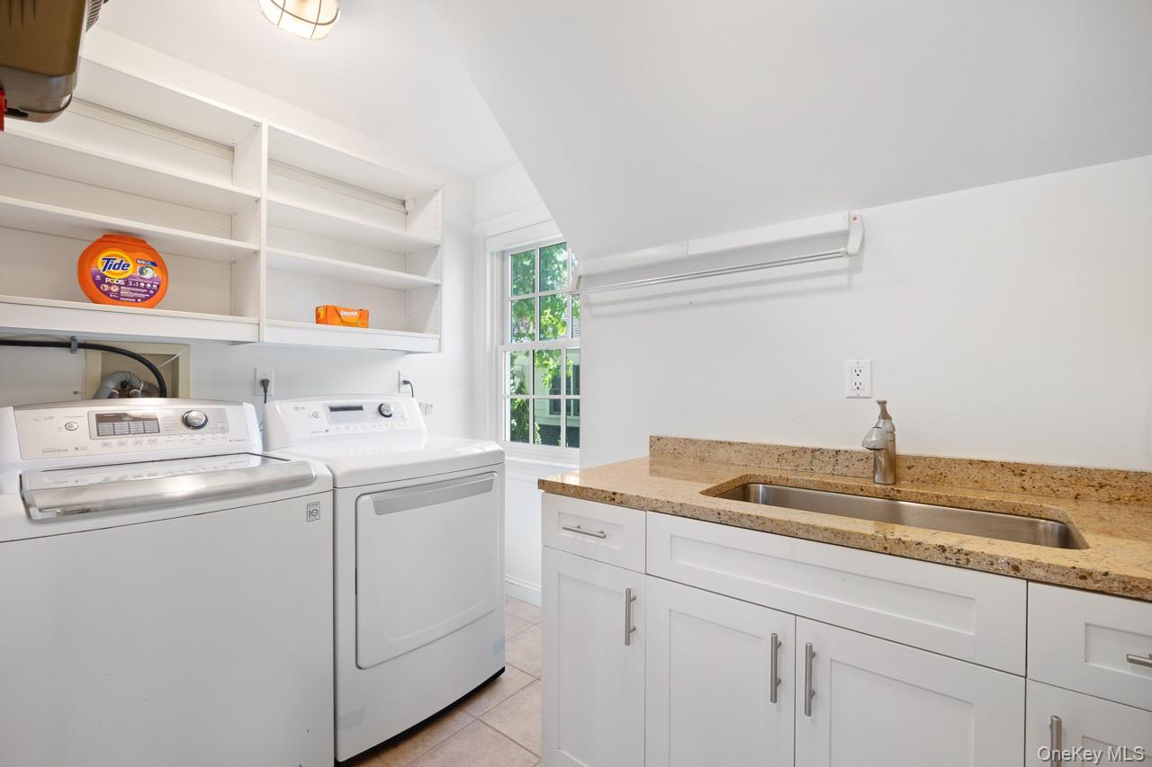 11 School Lane, Scarsdale, NY 10583