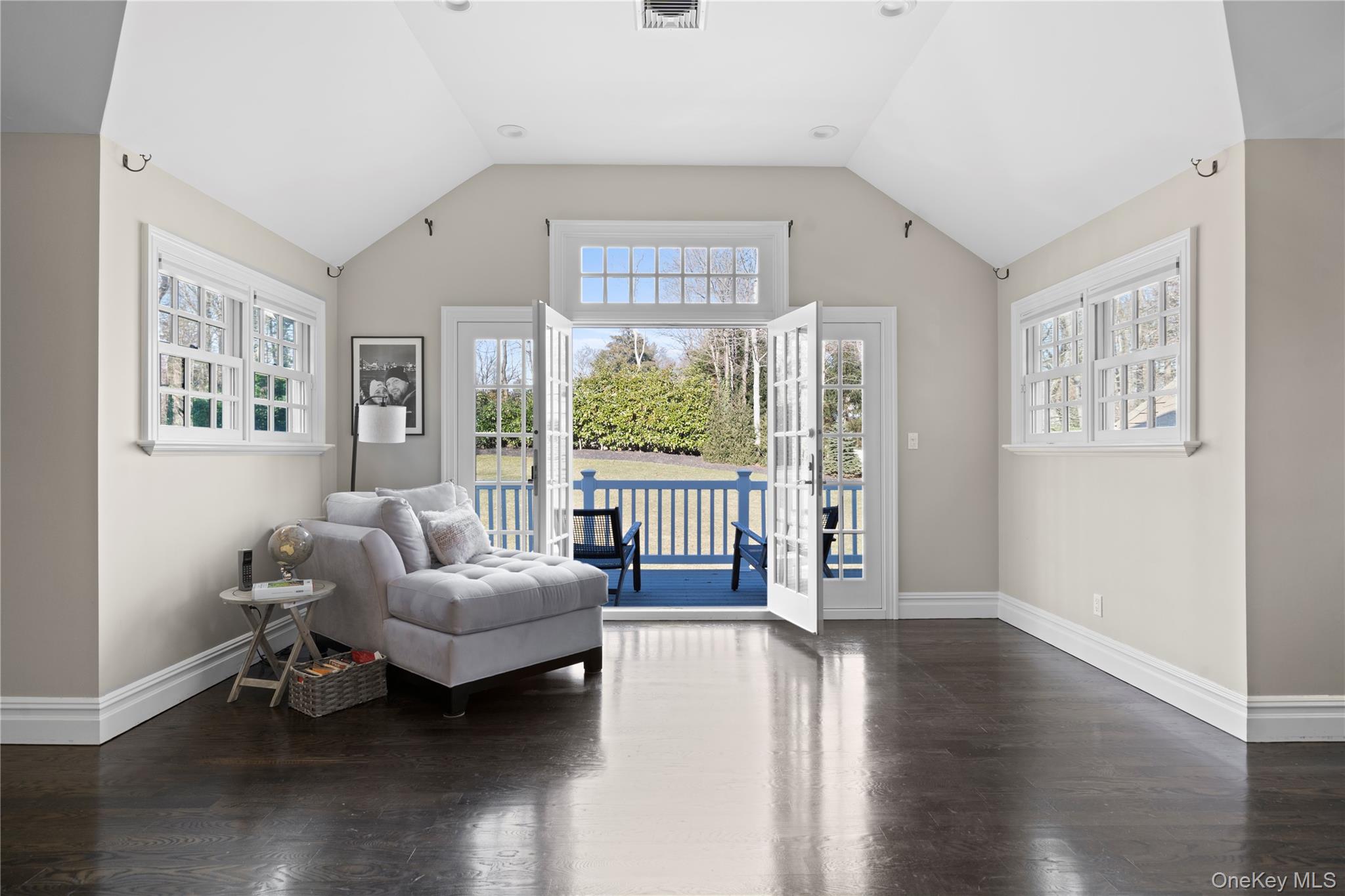 28 Dunlop Road, Huntington, NY 11743