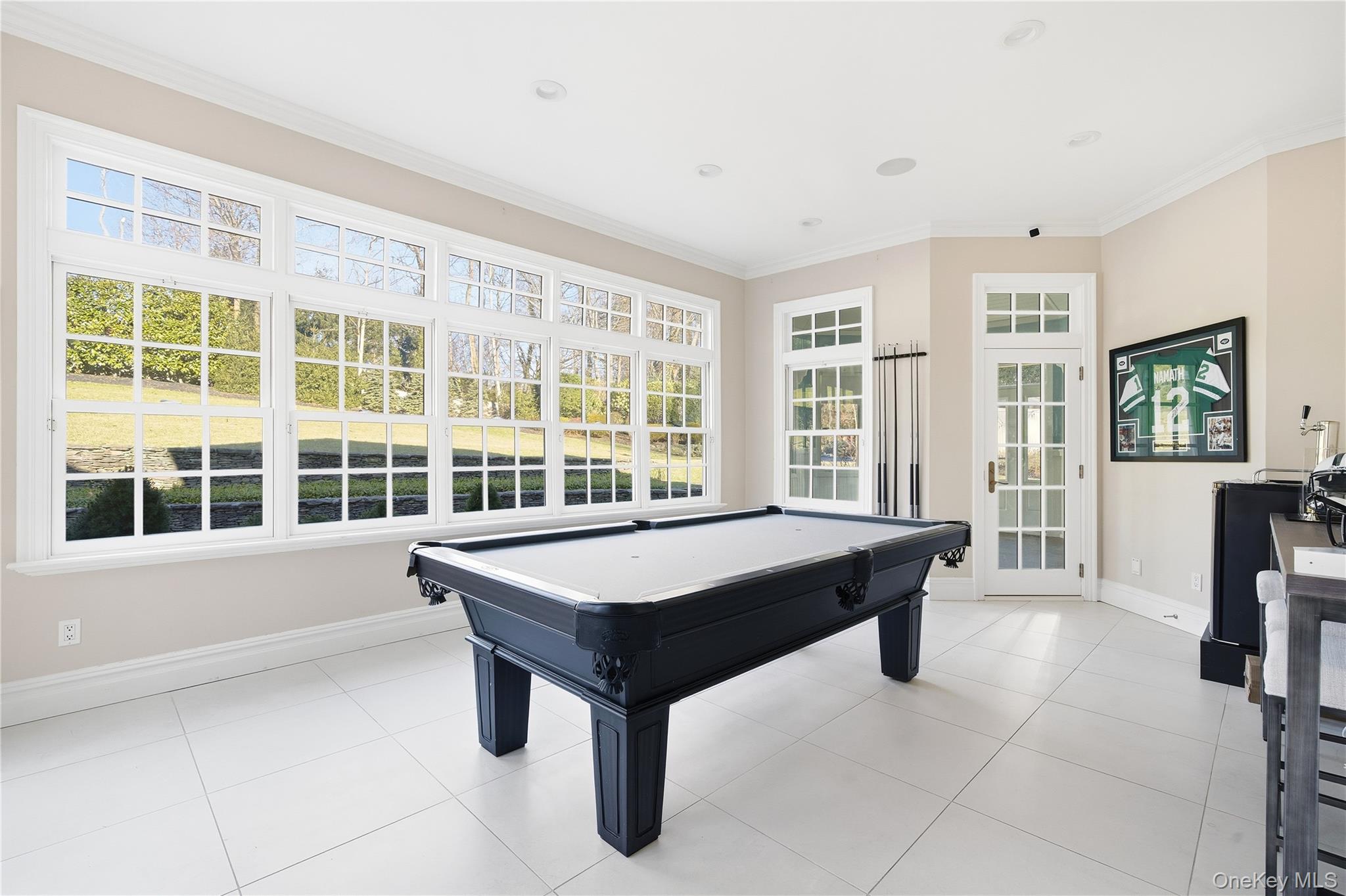 28 Dunlop Road, Huntington, NY 11743