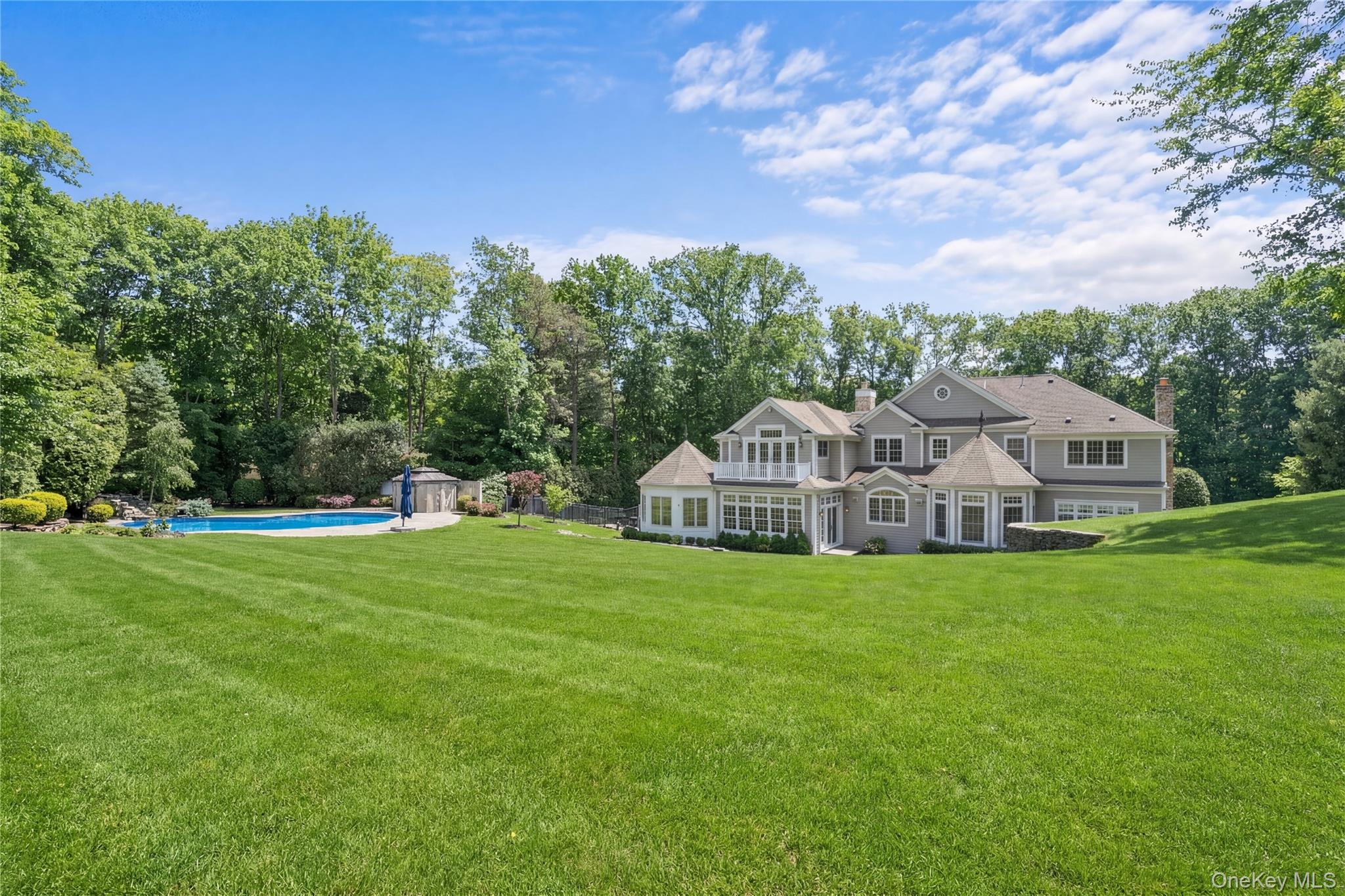 28 Dunlop Road, Huntington, NY 11743