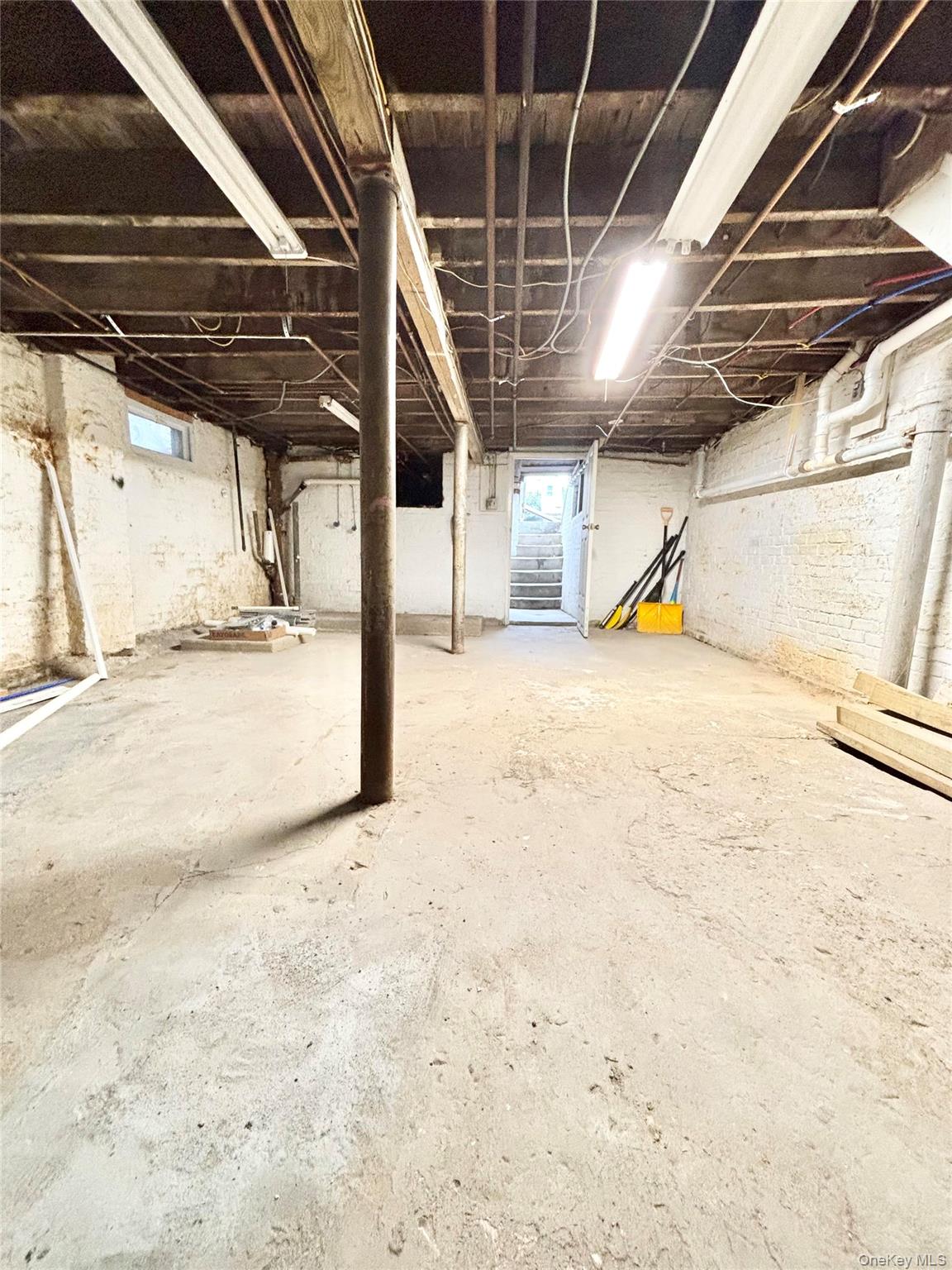 487 5th Avenue, Cedarhurst, NY 11516