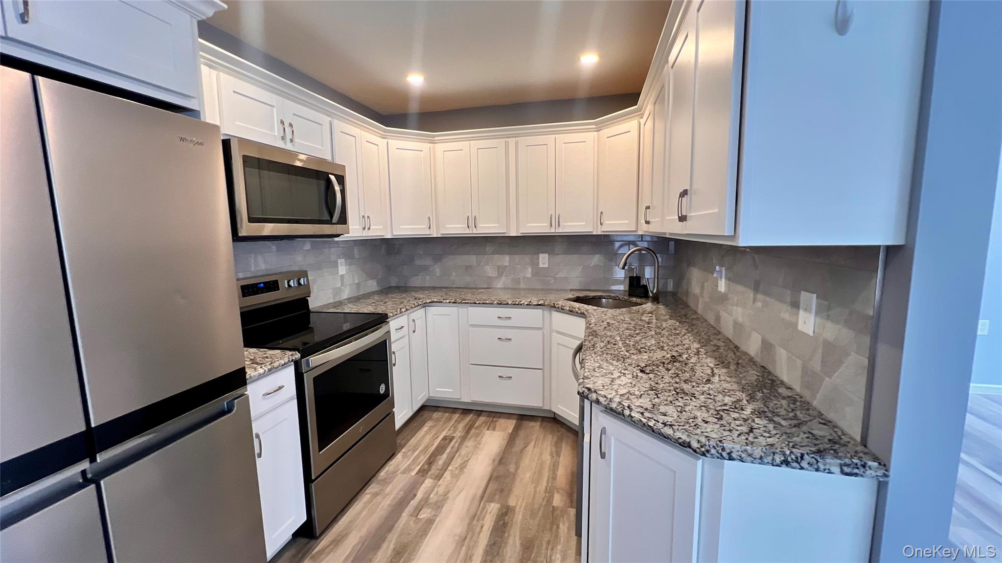 421 Weymouth Court # D, Ridge, NY 11961