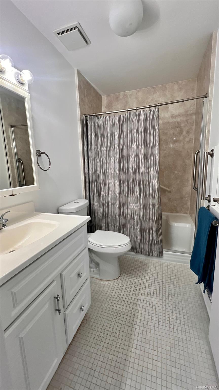 421 Weymouth Court # D, Ridge, NY 11961