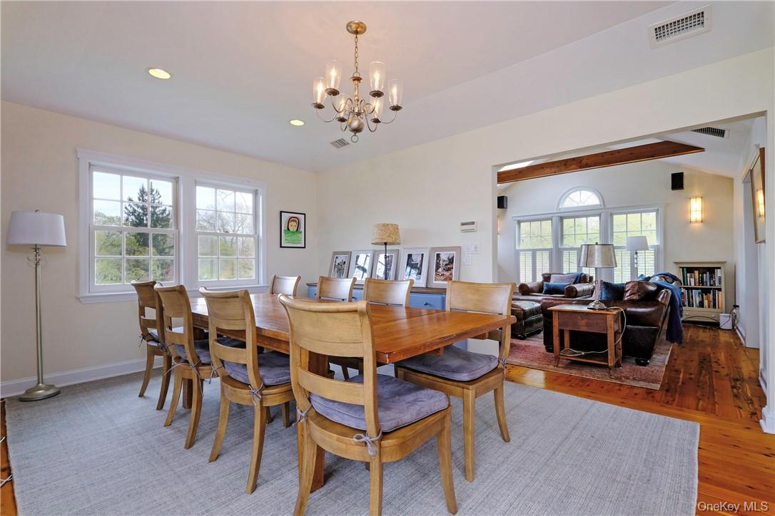 38 Shadow Lane, Larchmont, NY 10538