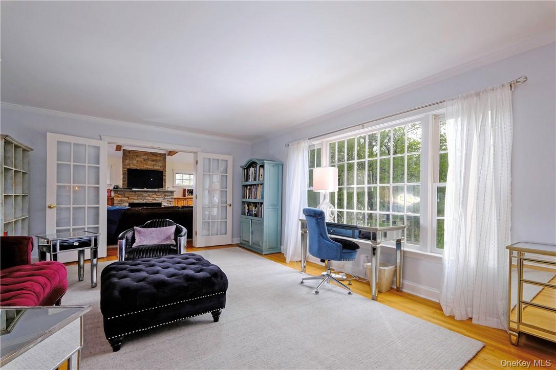 38 Shadow Lane, Larchmont, NY 10538