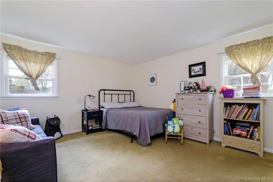 38 Shadow Lane, Larchmont, NY 10538