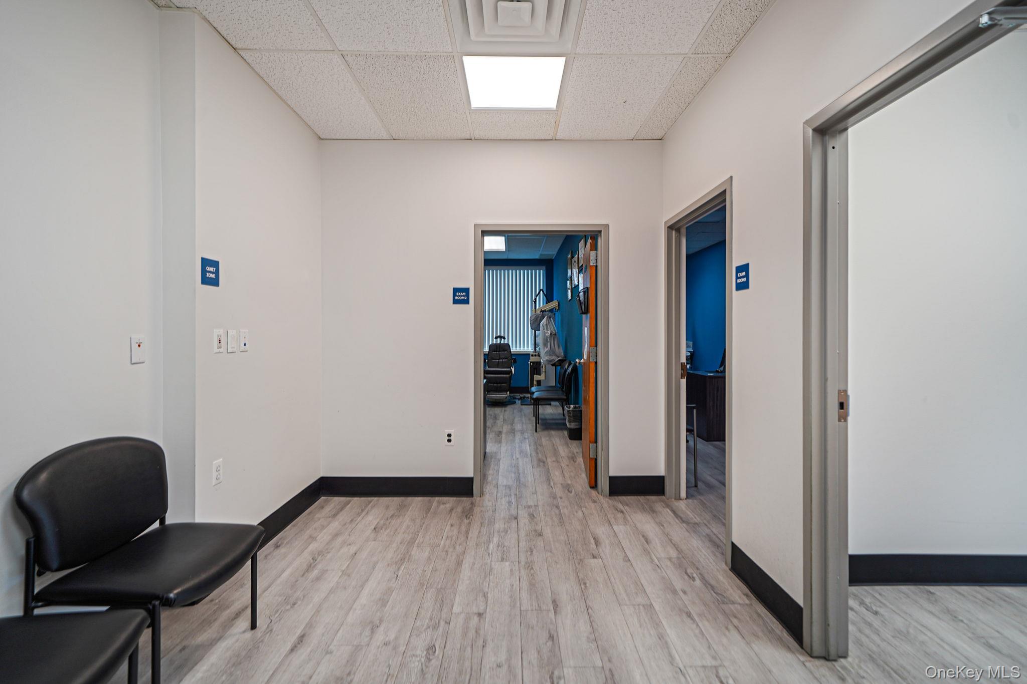 180 E Main Street, Bay Shore, NY 11706