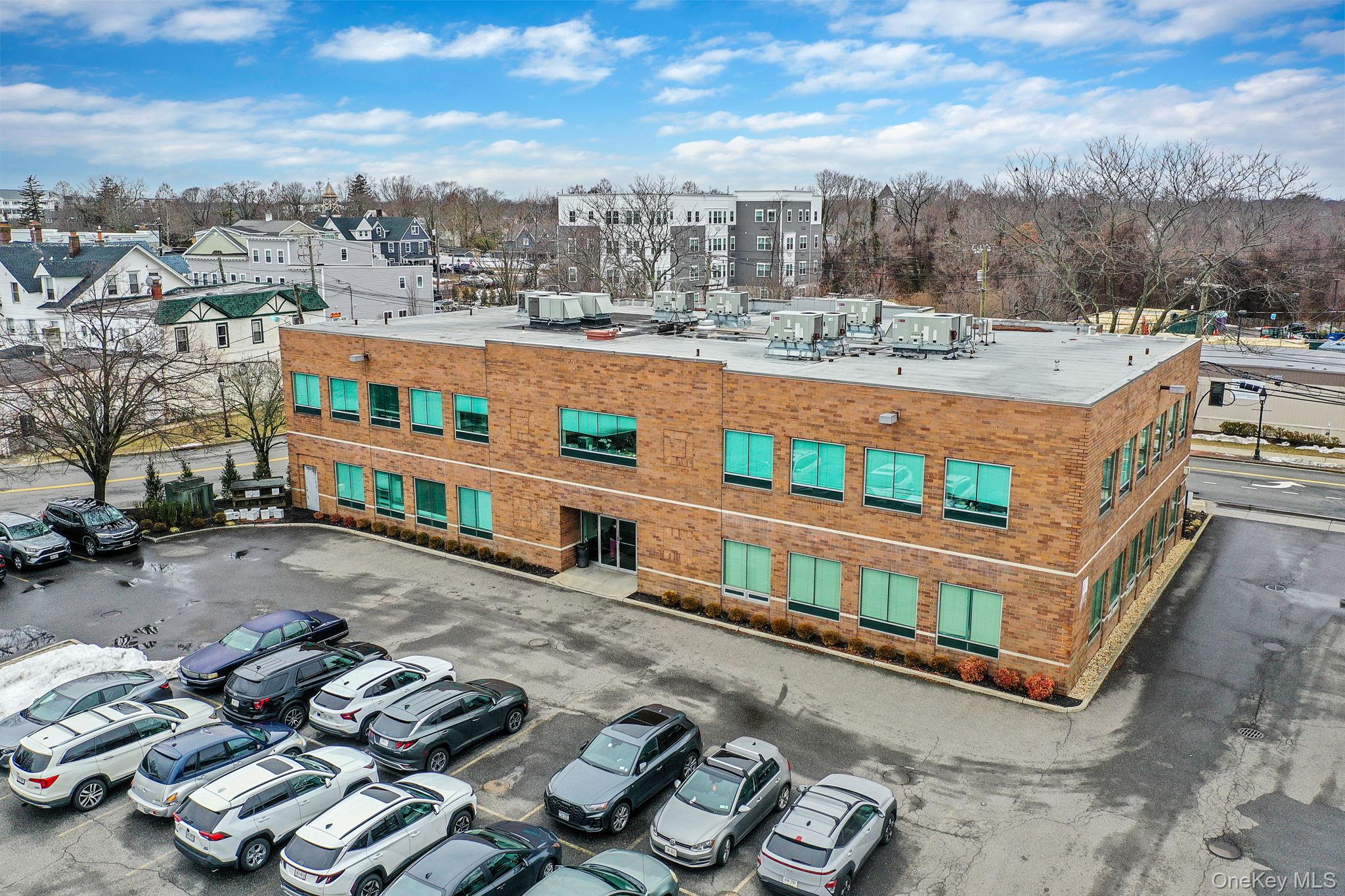 180 E Main Street, Bay Shore, NY 11706