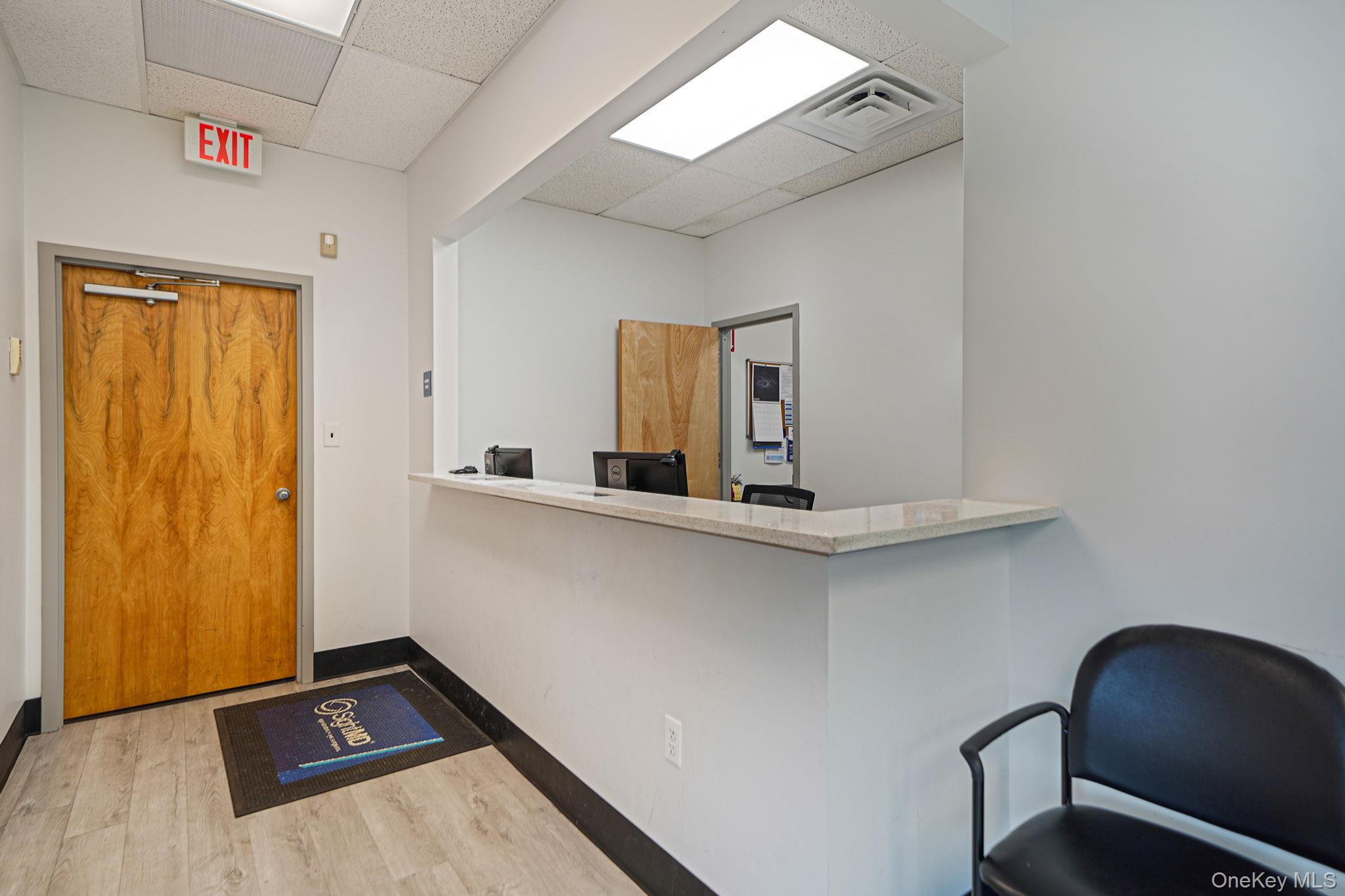 180 E Main Street, Bay Shore, NY 11706