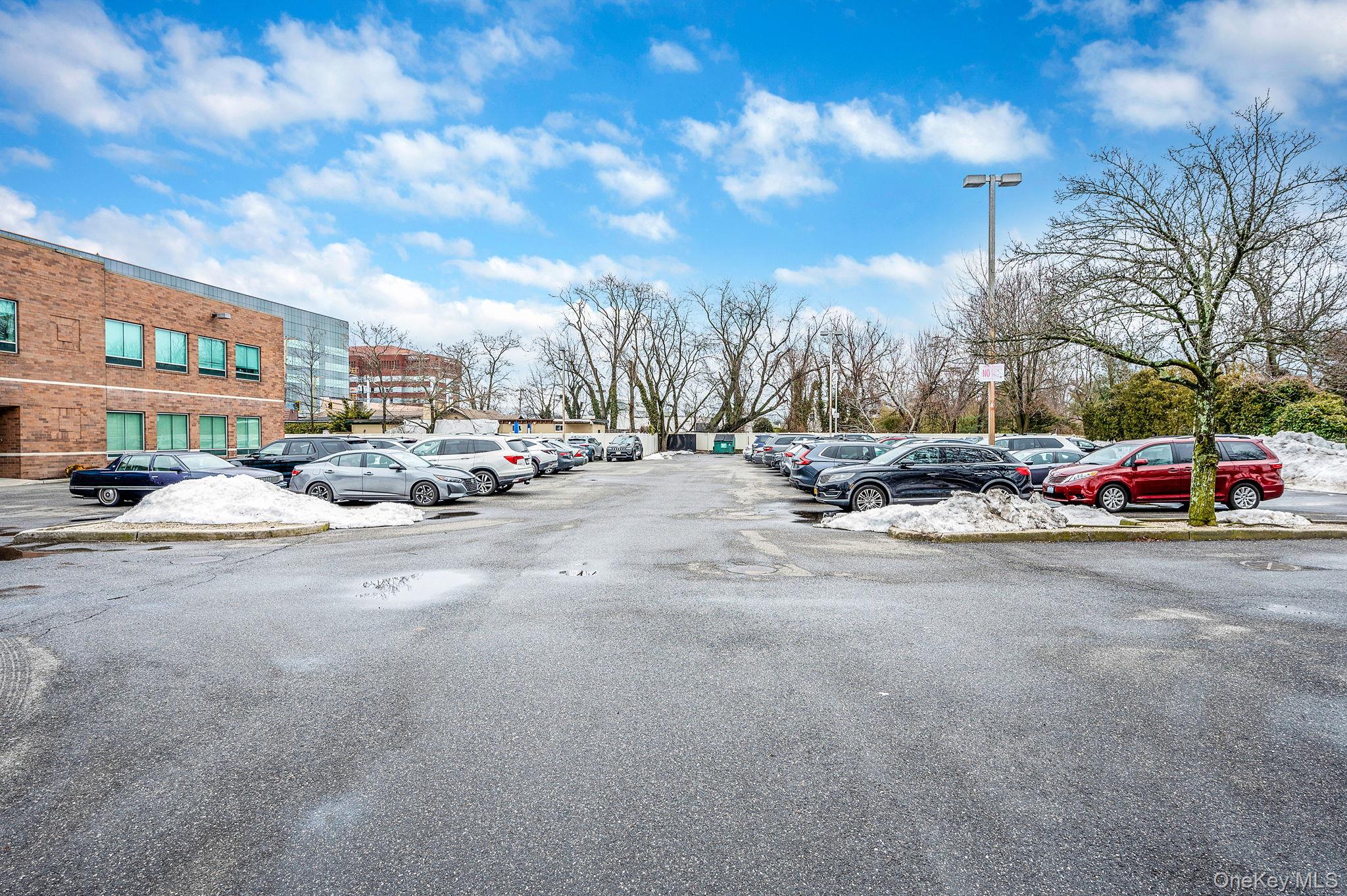 180 E Main Street, Bay Shore, NY 11706