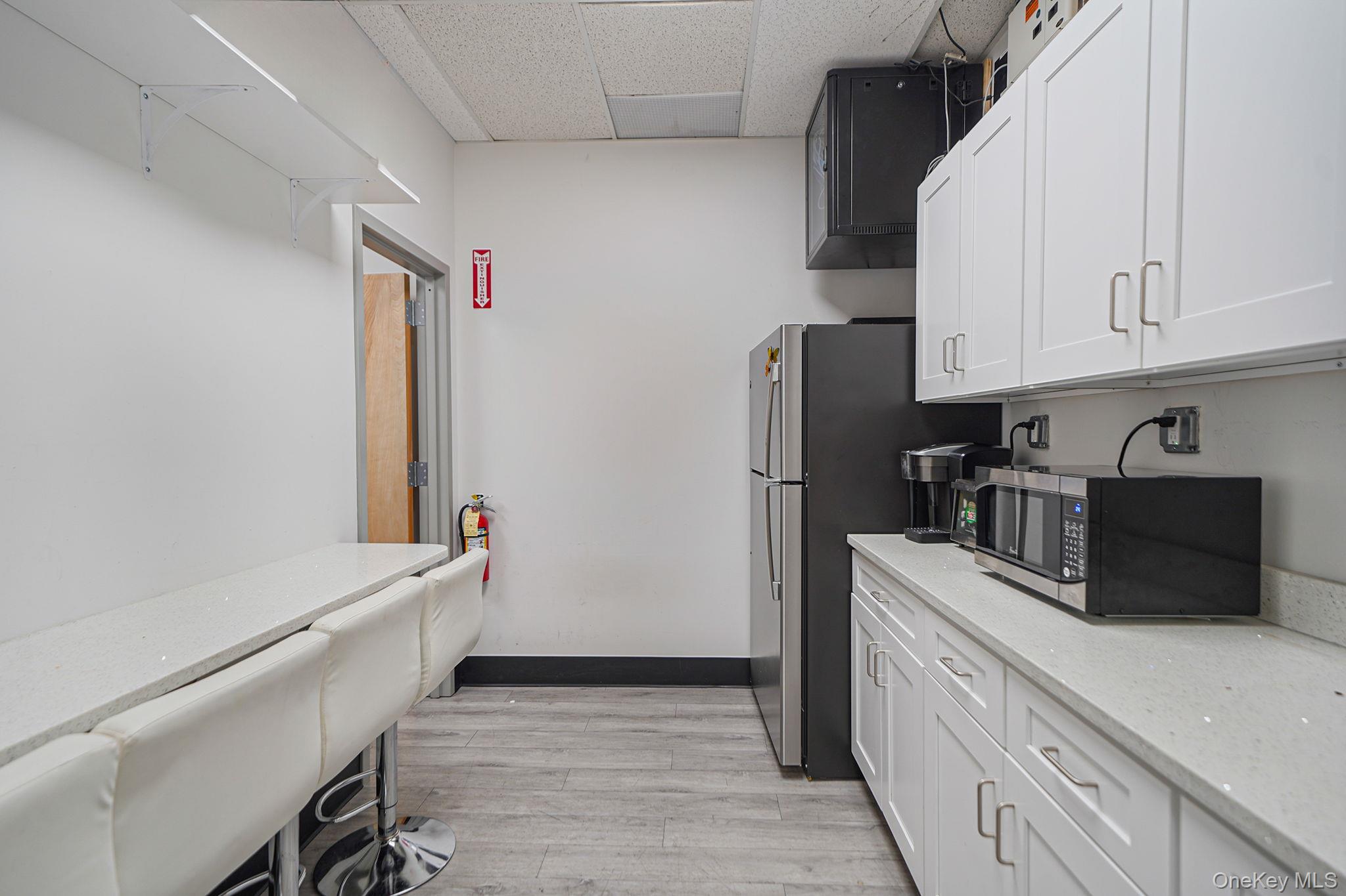 180 E Main Street, Bay Shore, NY 11706