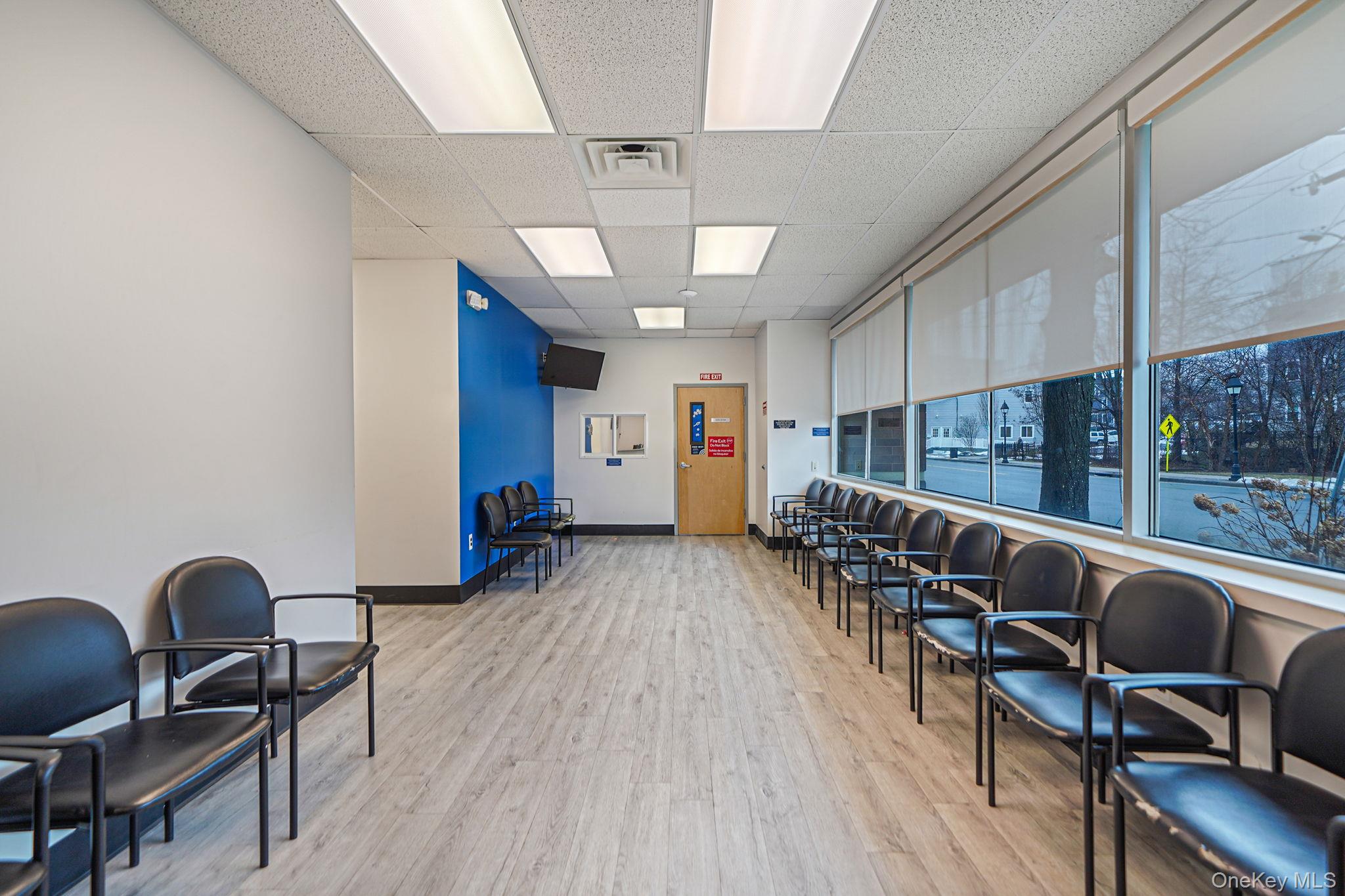 180 E Main Street, Bay Shore, NY 11706