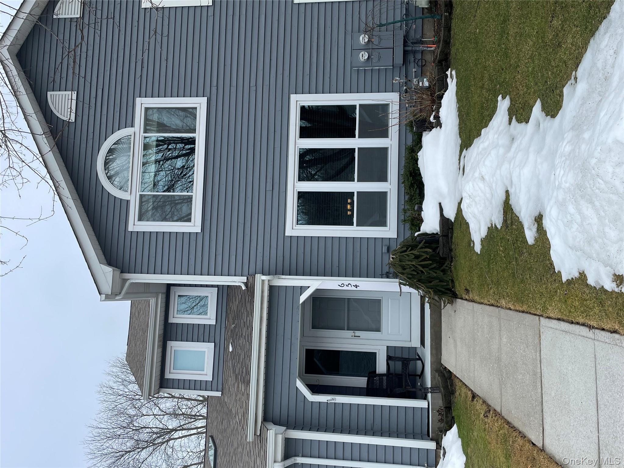 654 Birchwood Park Drive, Middle Island, NY 11953