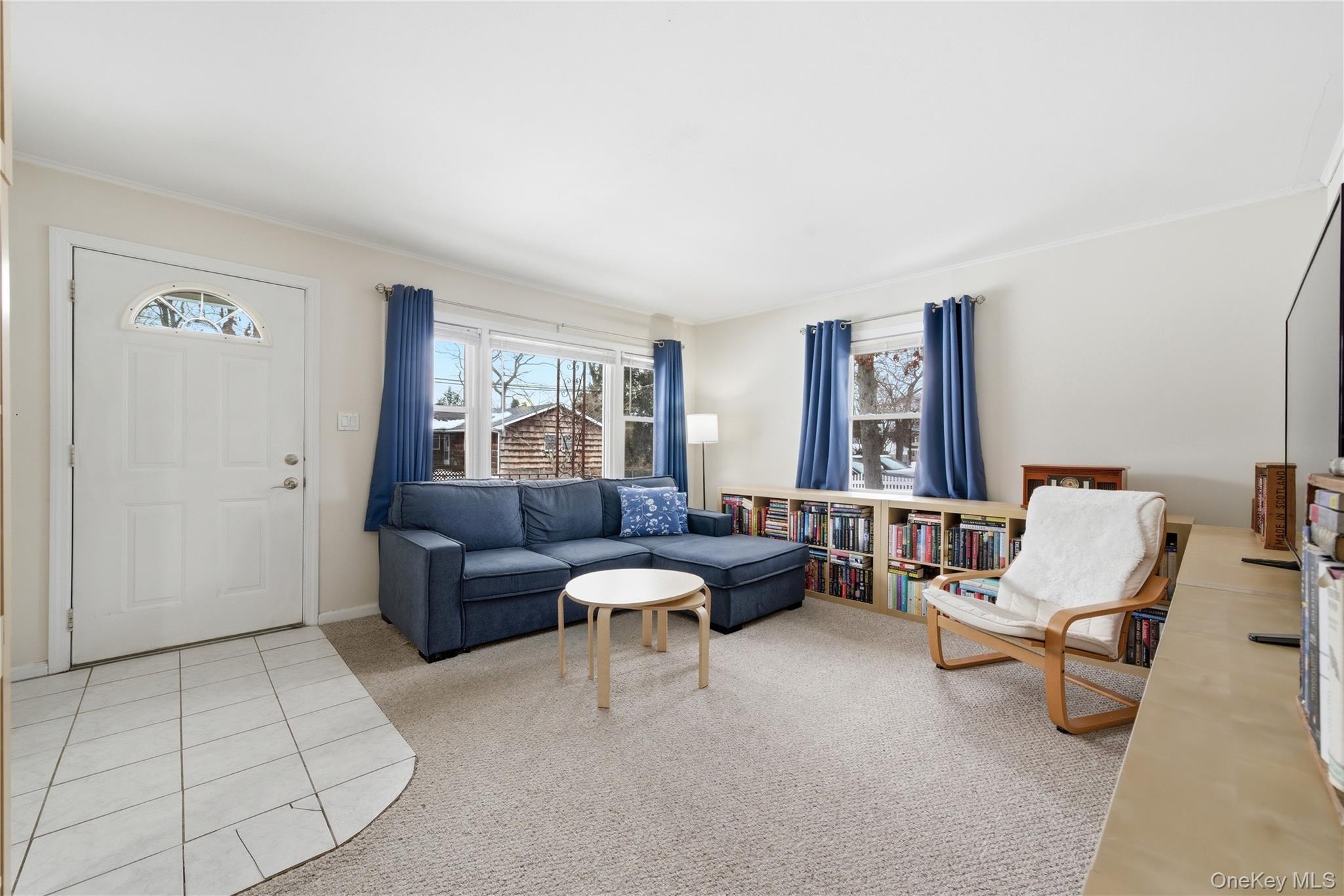 1217 Ellis Street, Holbrook, NY 11741