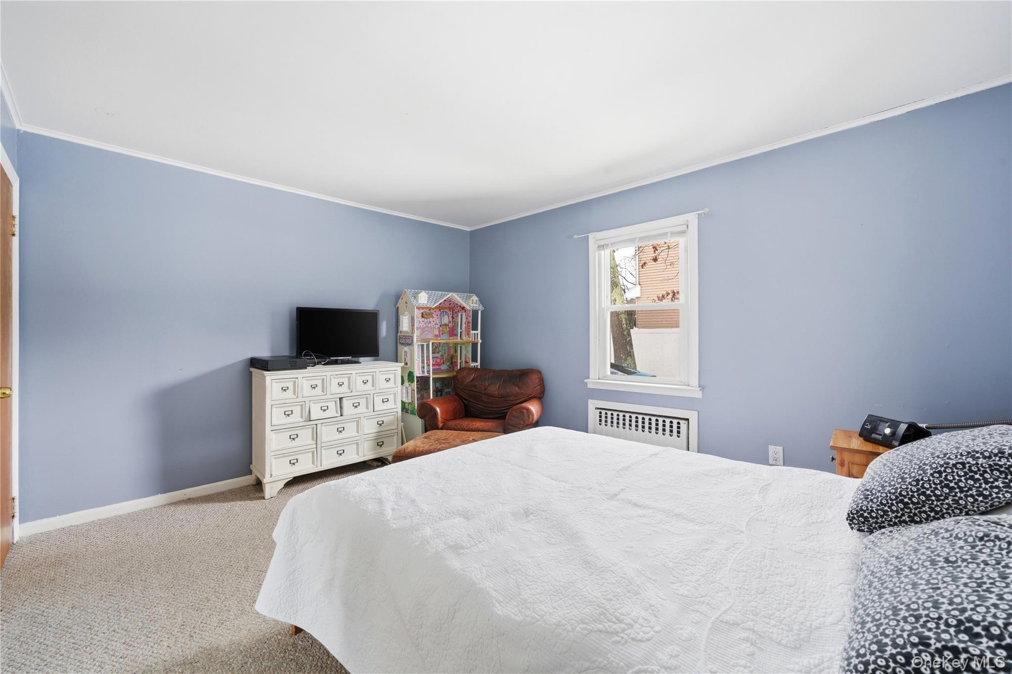 1217 Ellis Street, Holbrook, NY 11741