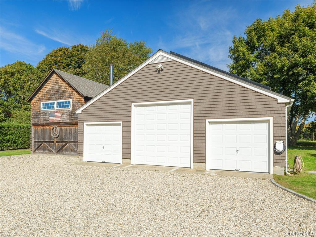 3275 Skunk Lane, Cutchogue, NY 11935