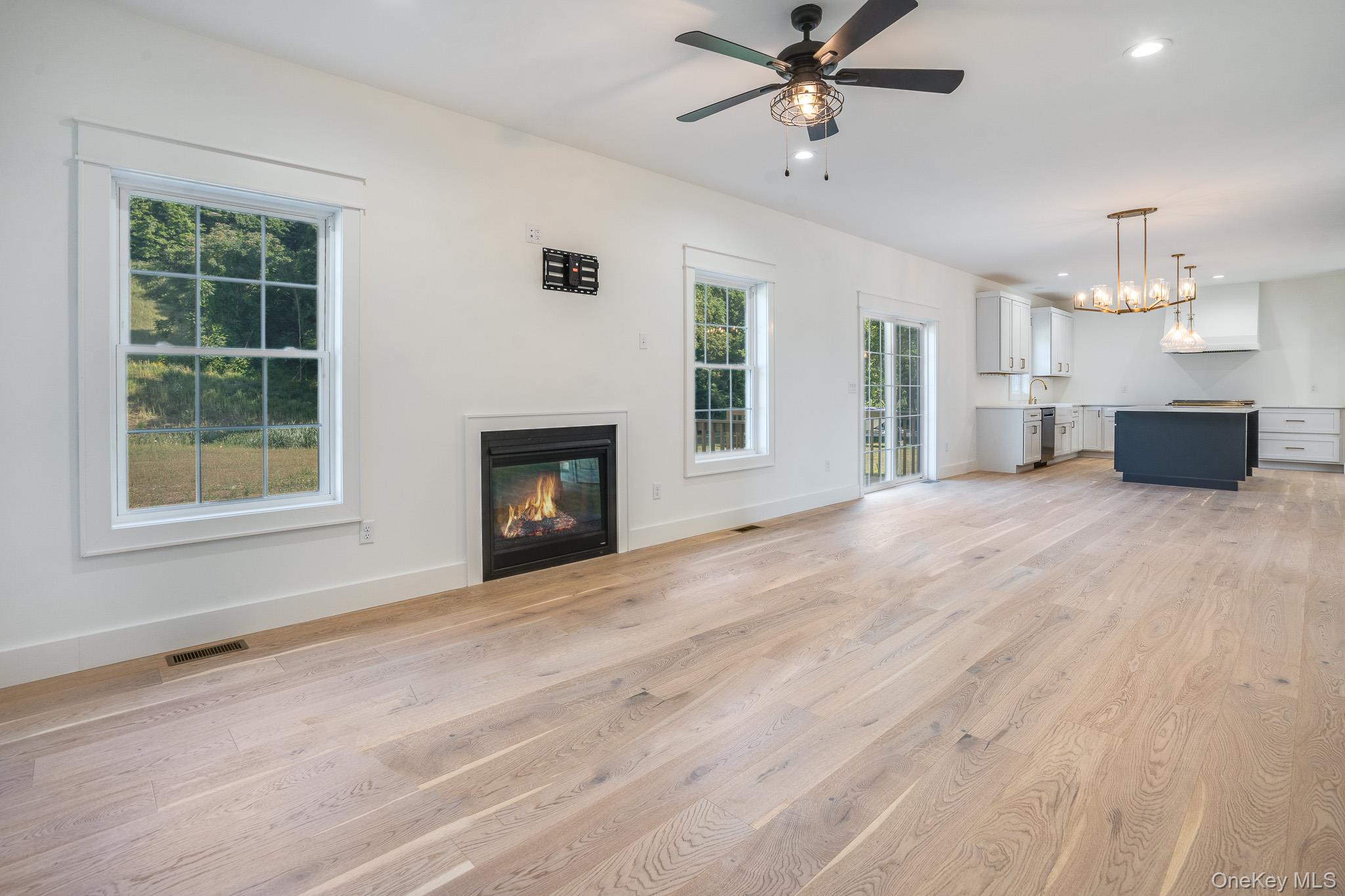 989 Freedom road, Pleasant Valley, NY 12569