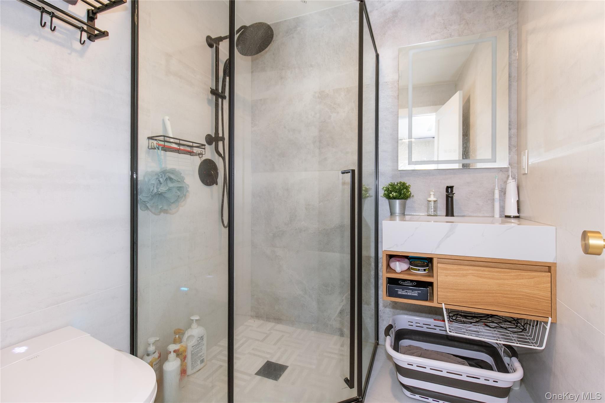 45 Carriage Court, Muttontown, NY 11791