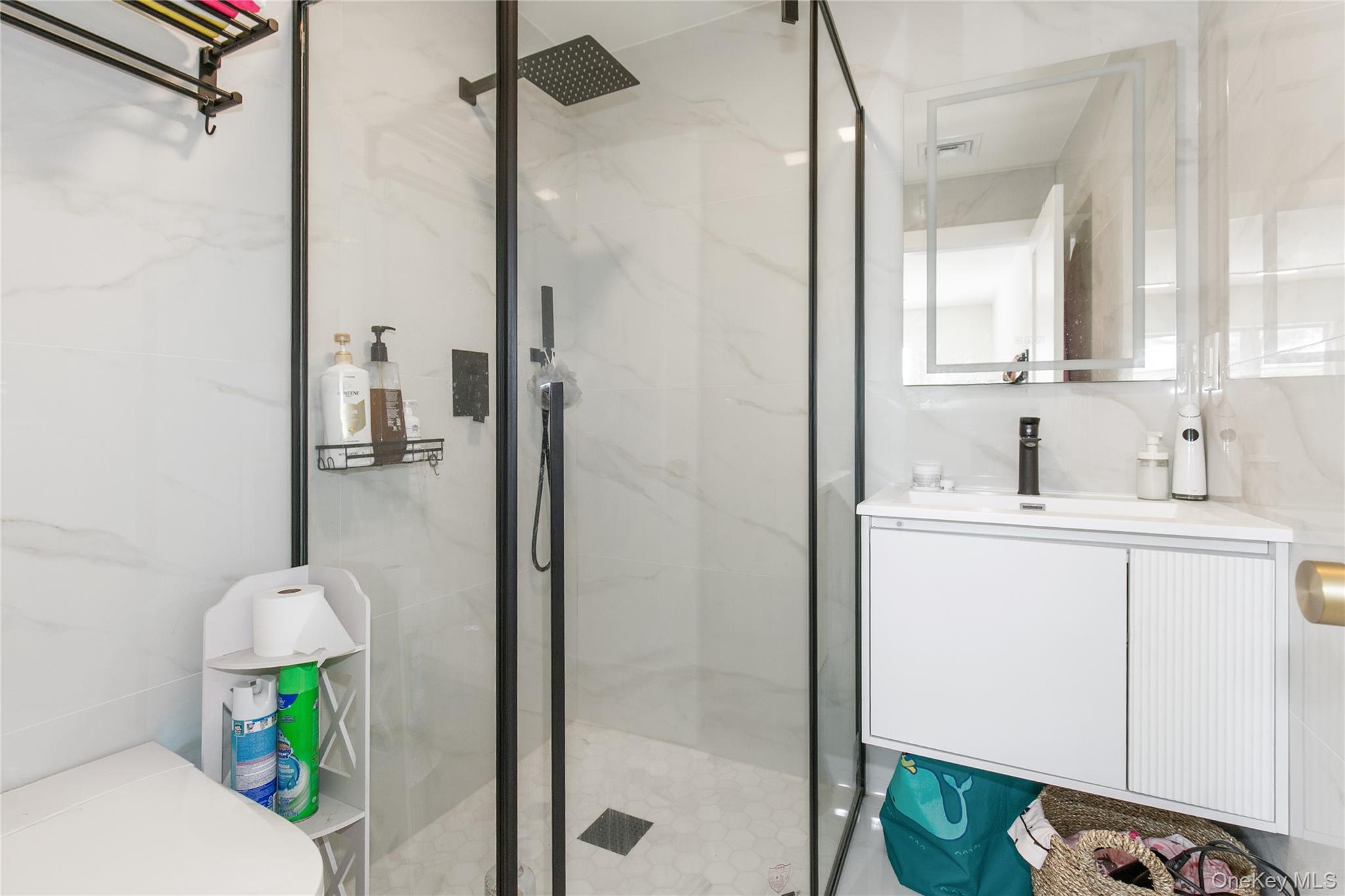 45 Carriage Court, Muttontown, NY 11791