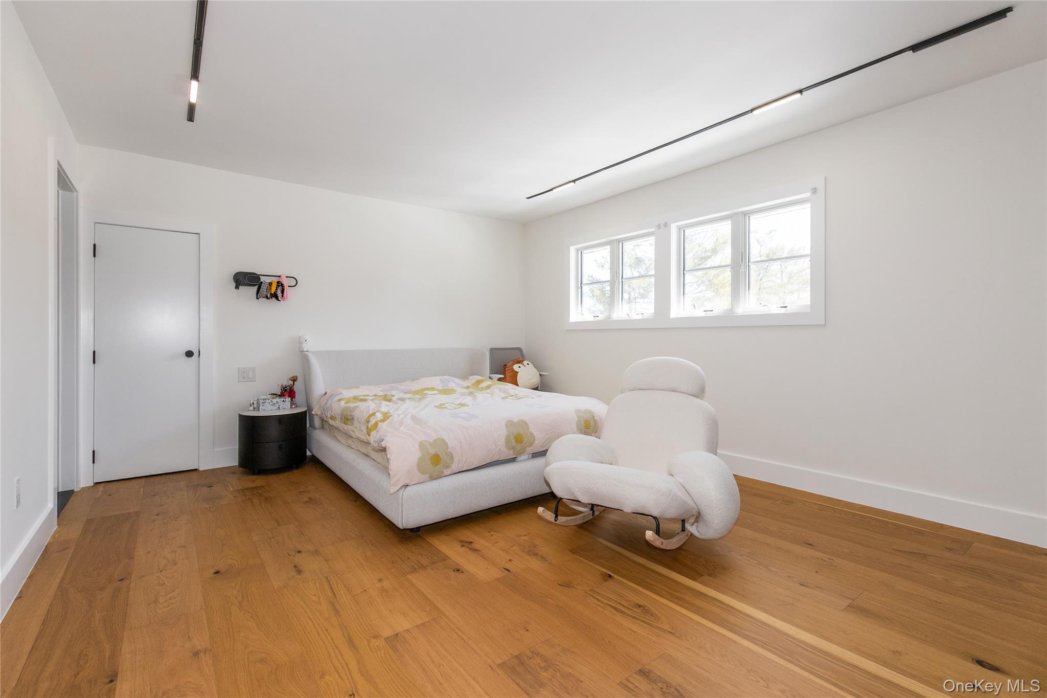 45 Carriage Court, Muttontown, NY 11791