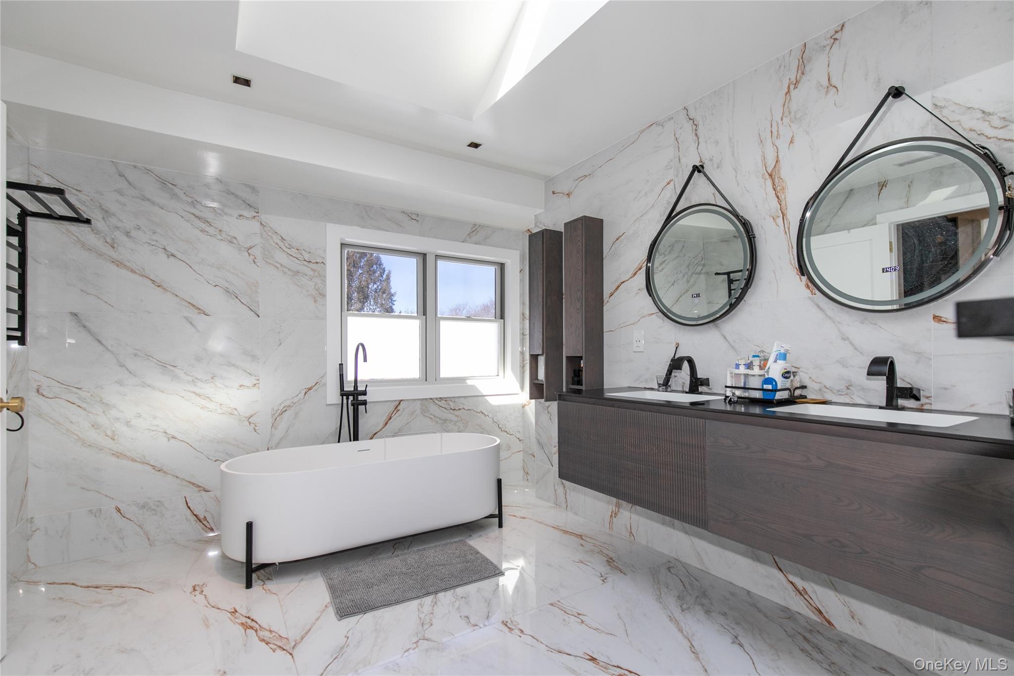 45 Carriage Court, Muttontown, NY 11791