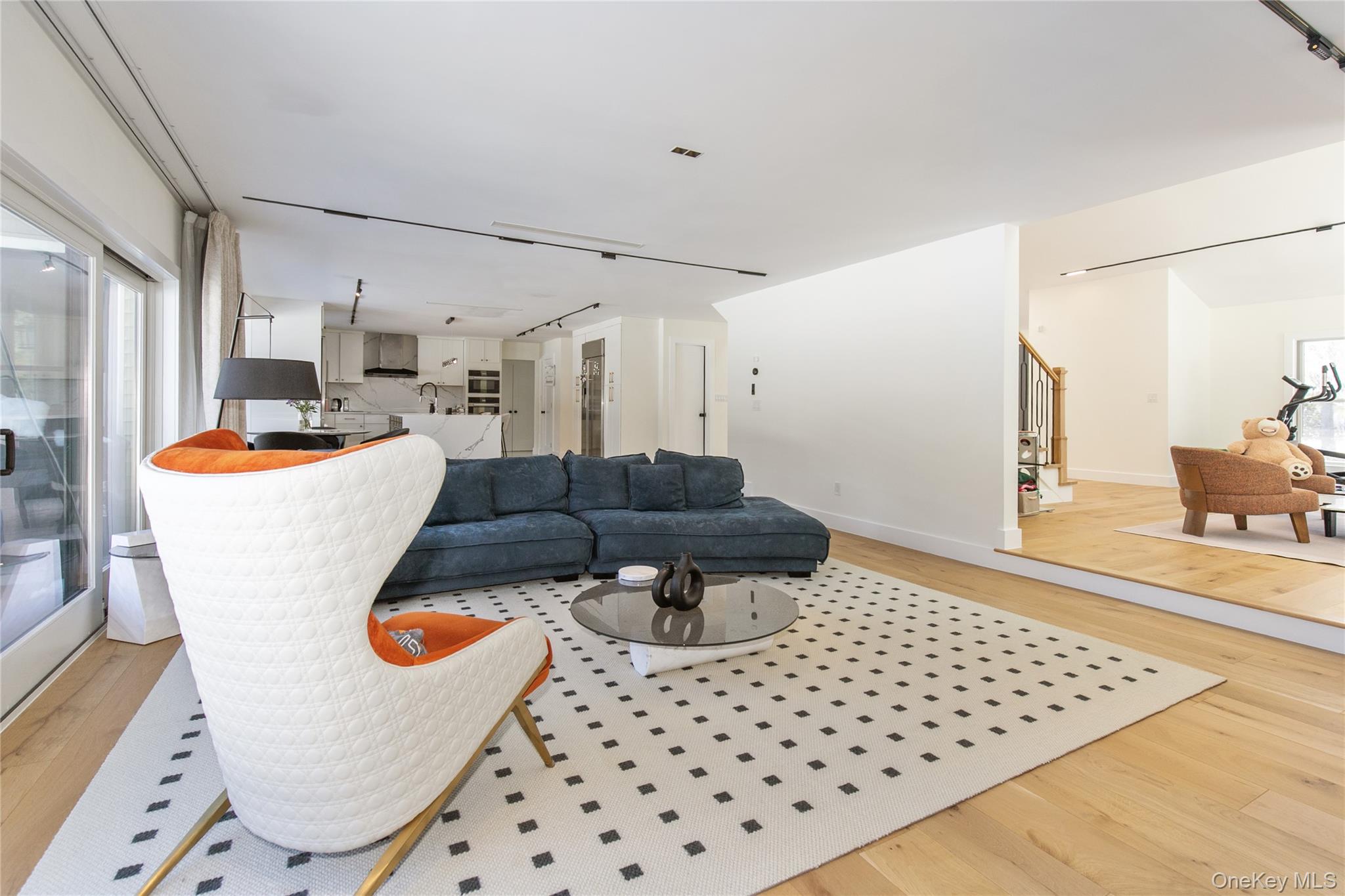 45 Carriage Court, Muttontown, NY 11791