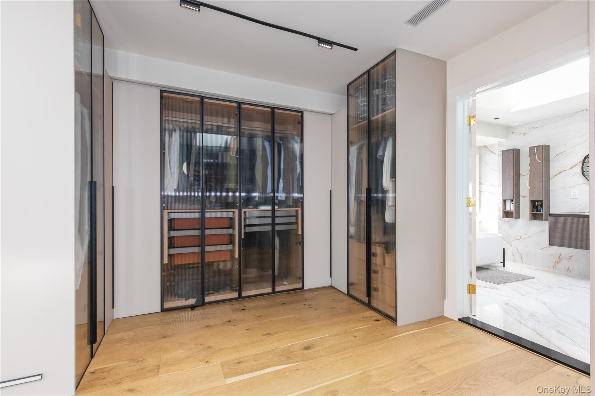 45 Carriage Court, Muttontown, NY 11791