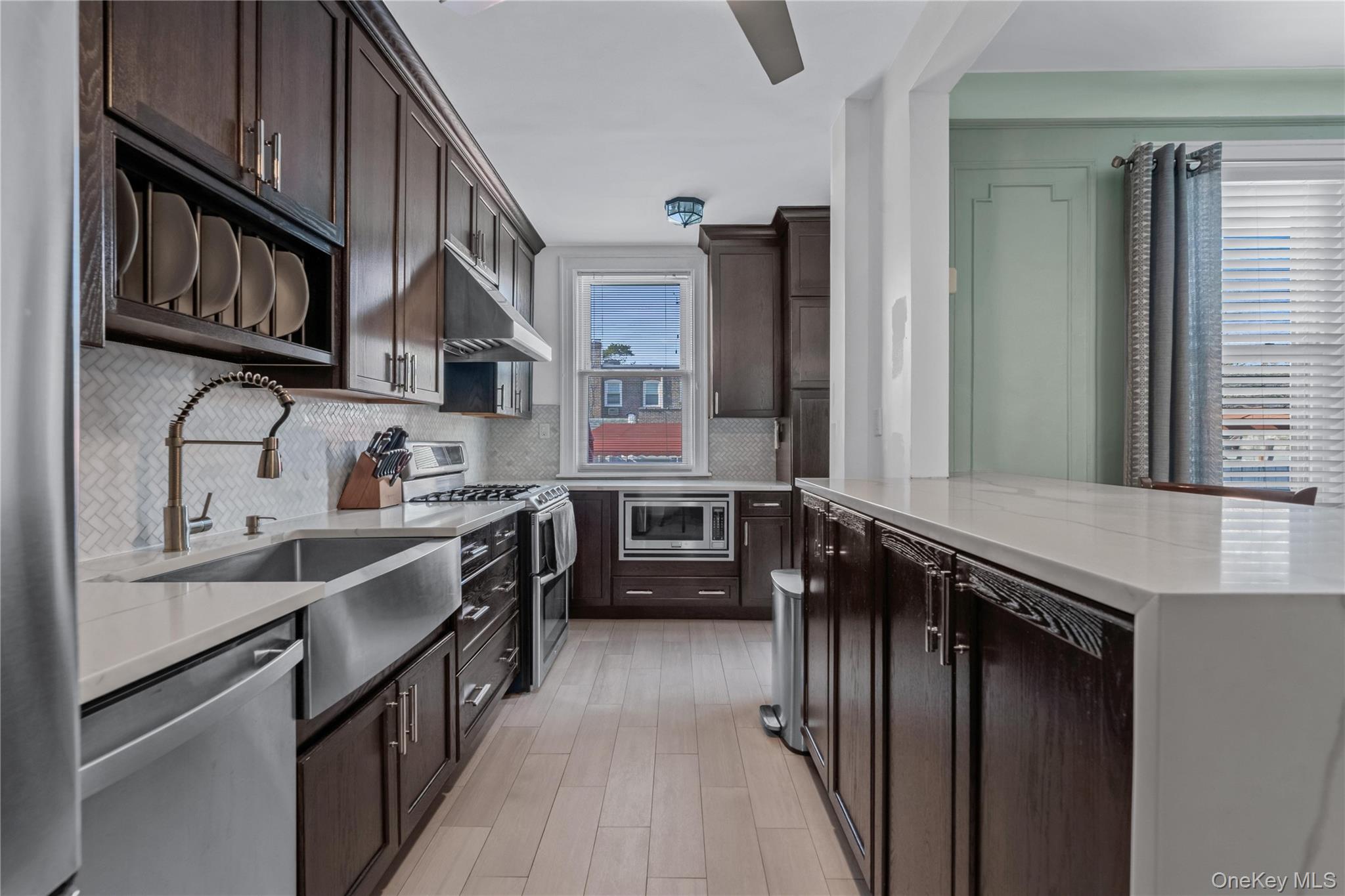 64-72 84th Place, Middle Village, NY 11379