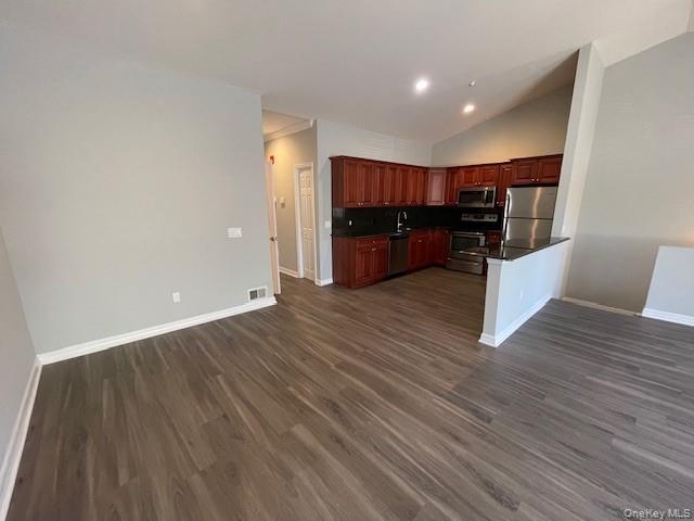 110 Center Court # 110, Medford, NY 11763