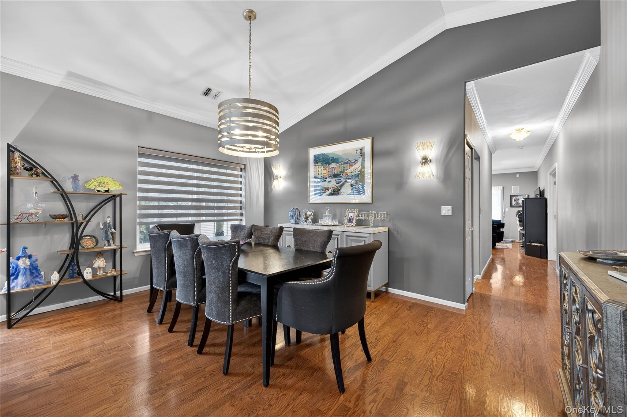 66 Sagamore Drive, Plainview, NY 11803