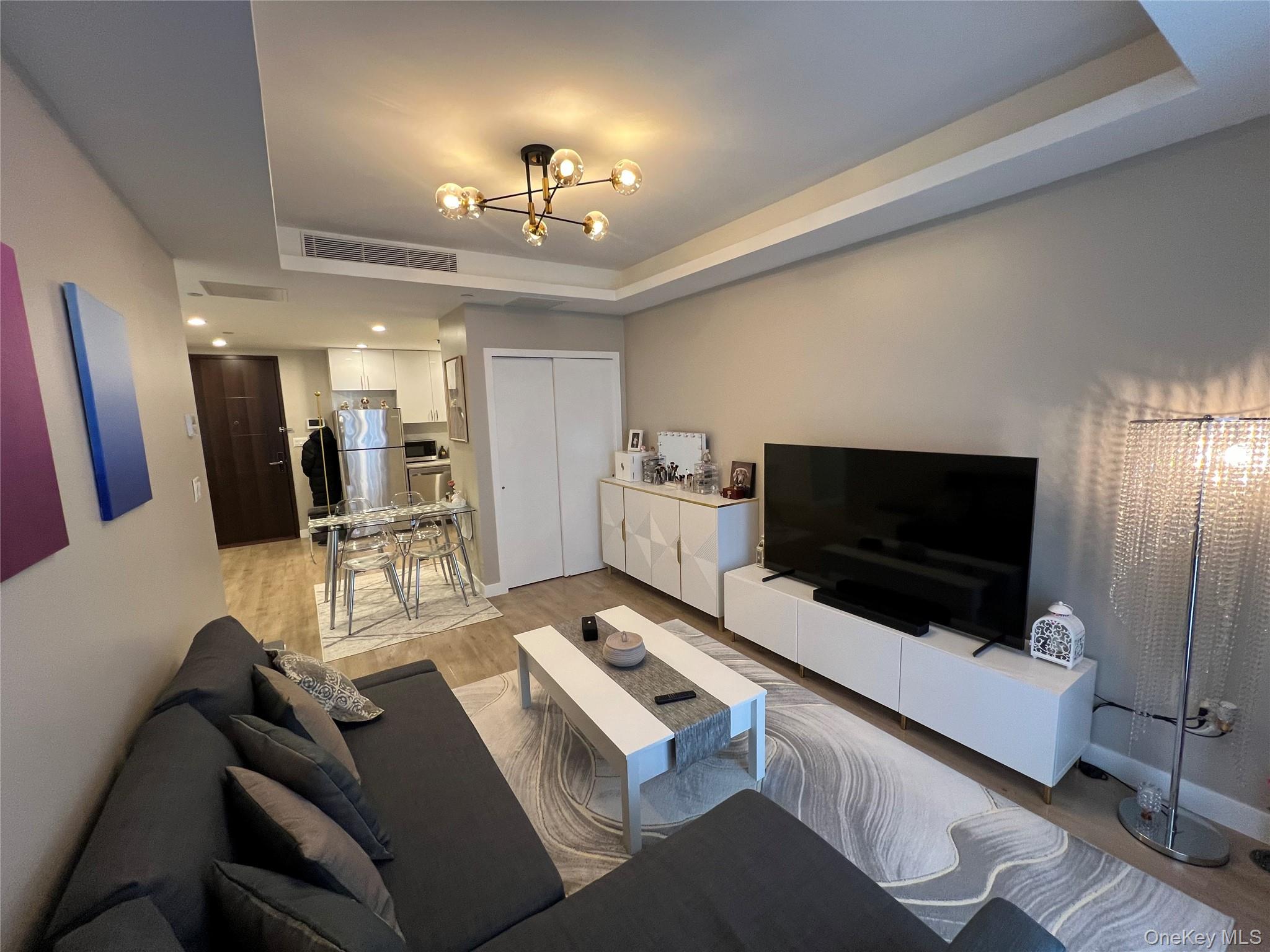 42-18 147th Street # 2i, Flushing, NY 11355