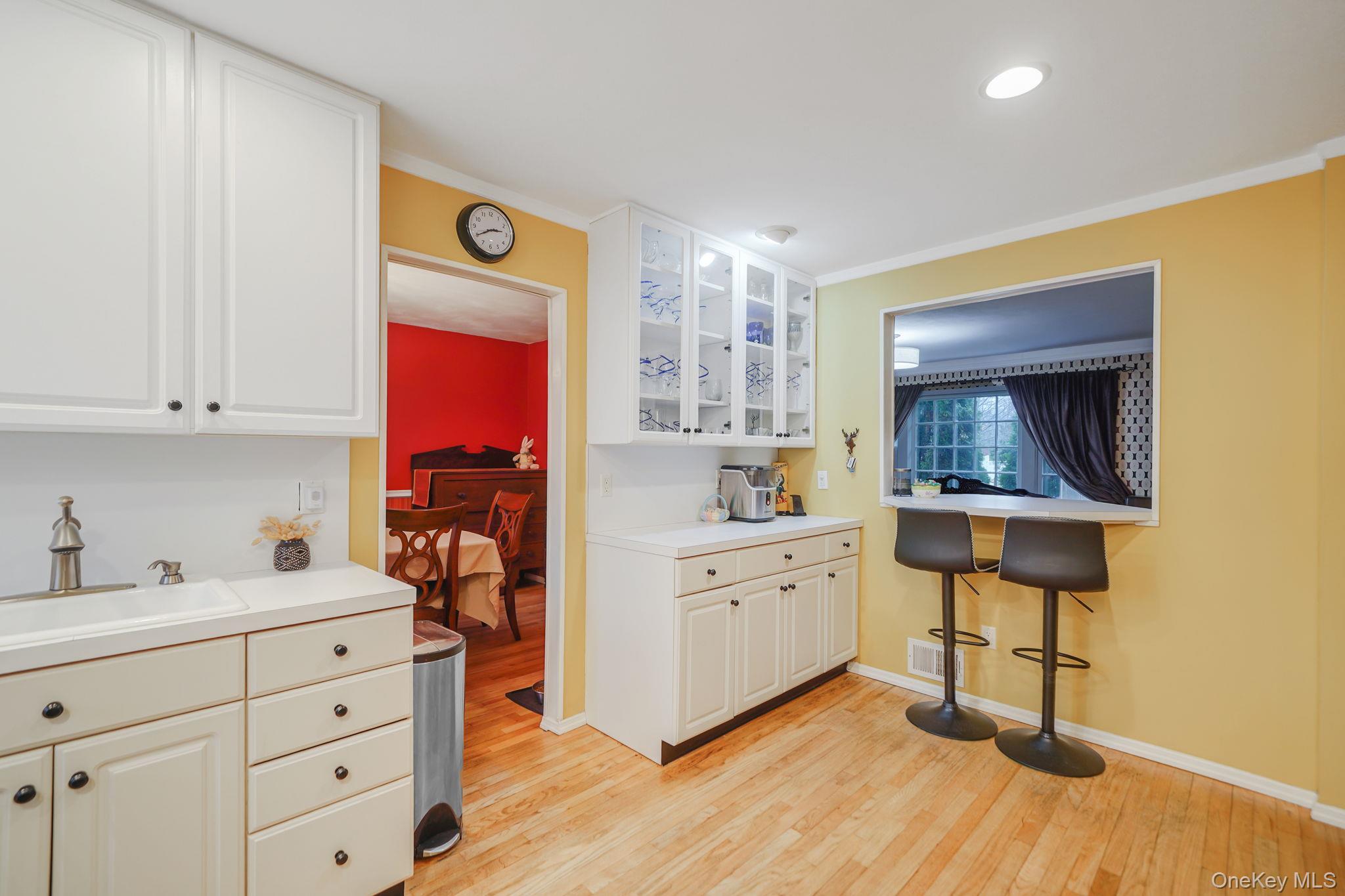 18 Enfield Lane, Kings Park, NY 11754