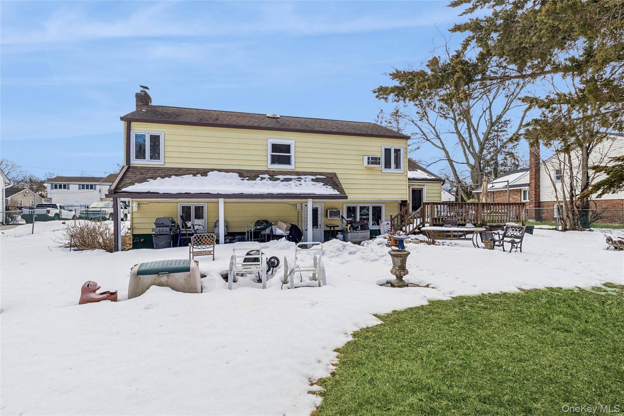 15 Walnut Street, Centereach, NY 11720