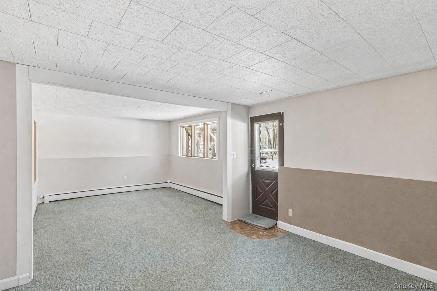 15 Walnut Street, Centereach, NY 11720