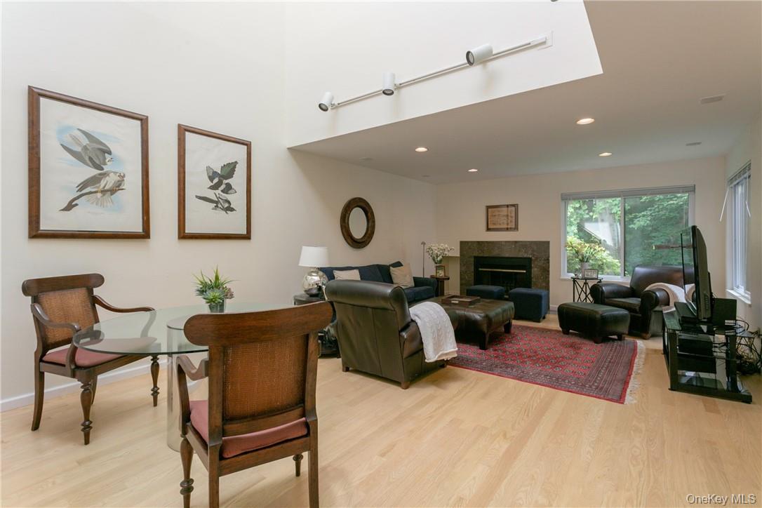 118 Stone Bridge Square # 118, Chappaqua, NY 10514