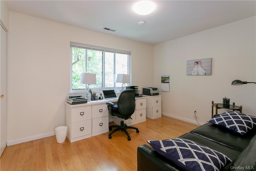 118 Stone Bridge Square # 118, Chappaqua, NY 10514